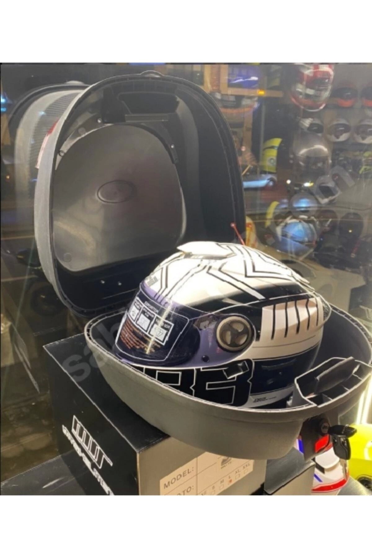 Motosiklet ÇantasıGaff G32 Carbon Motosiklet Arka Çanta