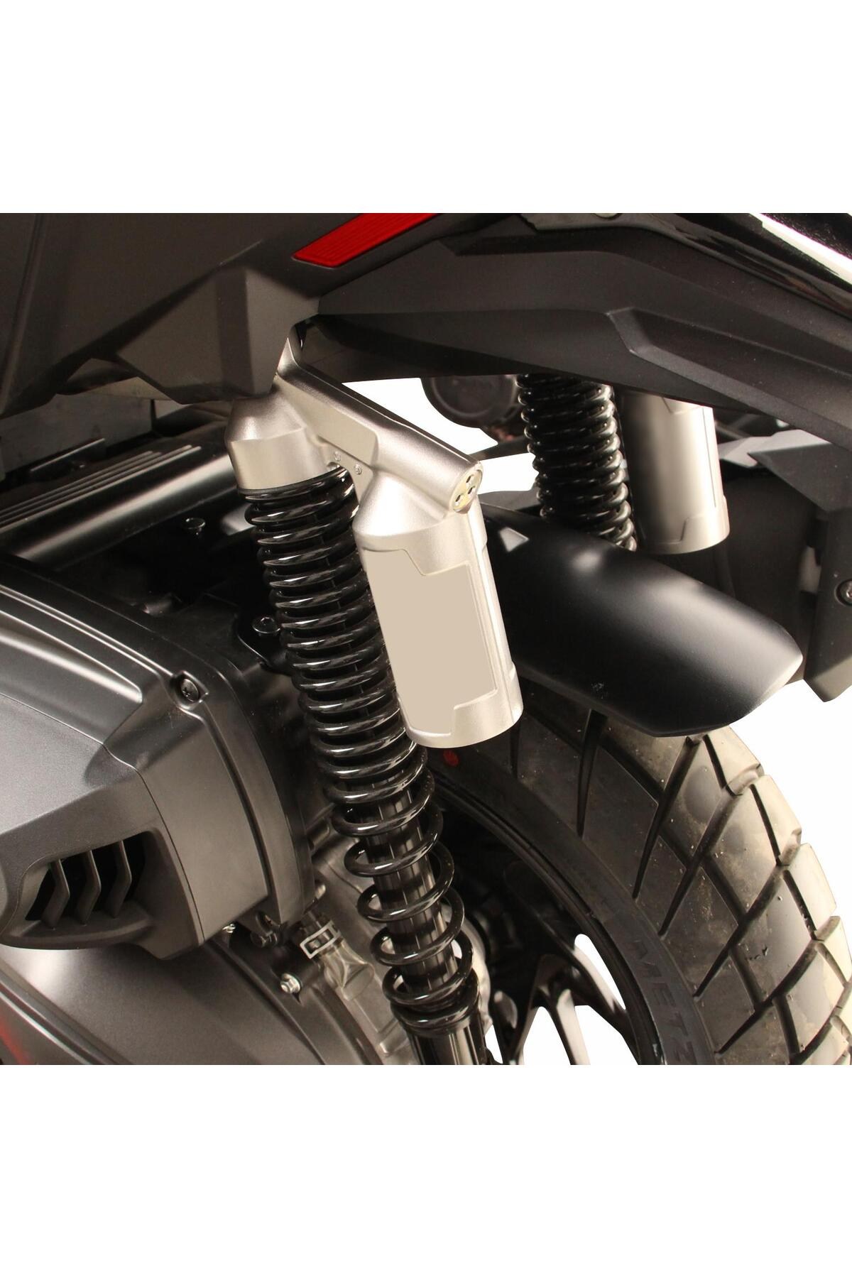 Motosiklet Lüzumlu ÜrünHonda ADV 350 2023-2025 Uyumlu Arka Çamurluk Siyah