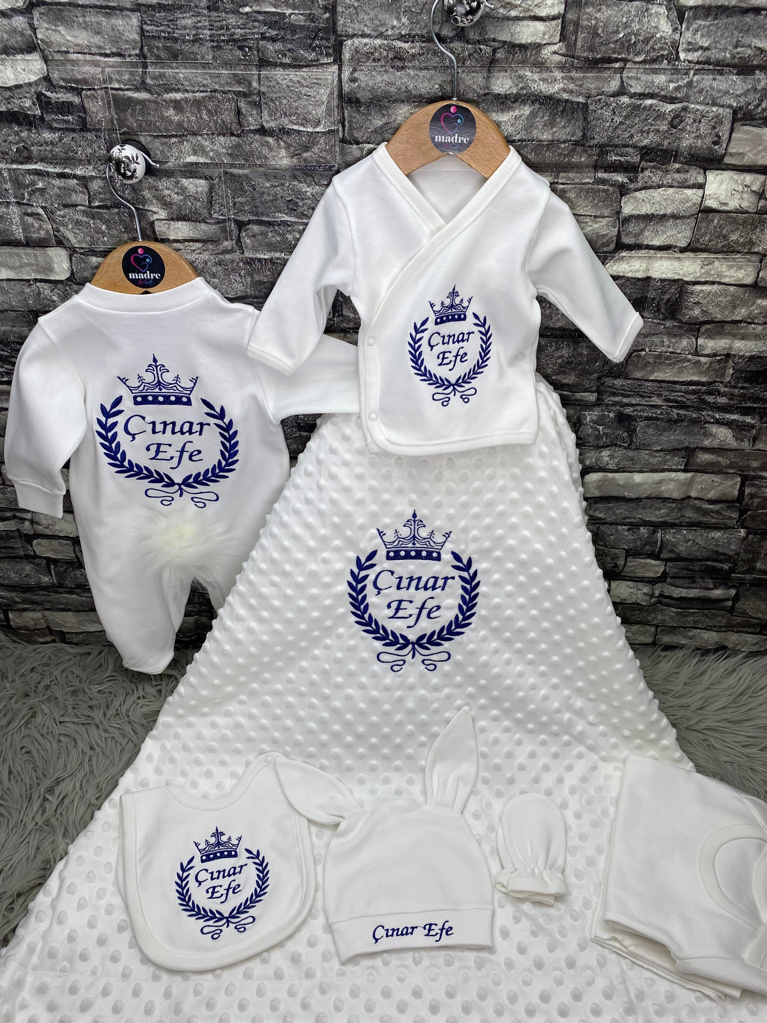 10 Lu hastane çıkışı isme özel nohut battaniyeli taç desen nakış işlemeli isme özel erkek bebek seti