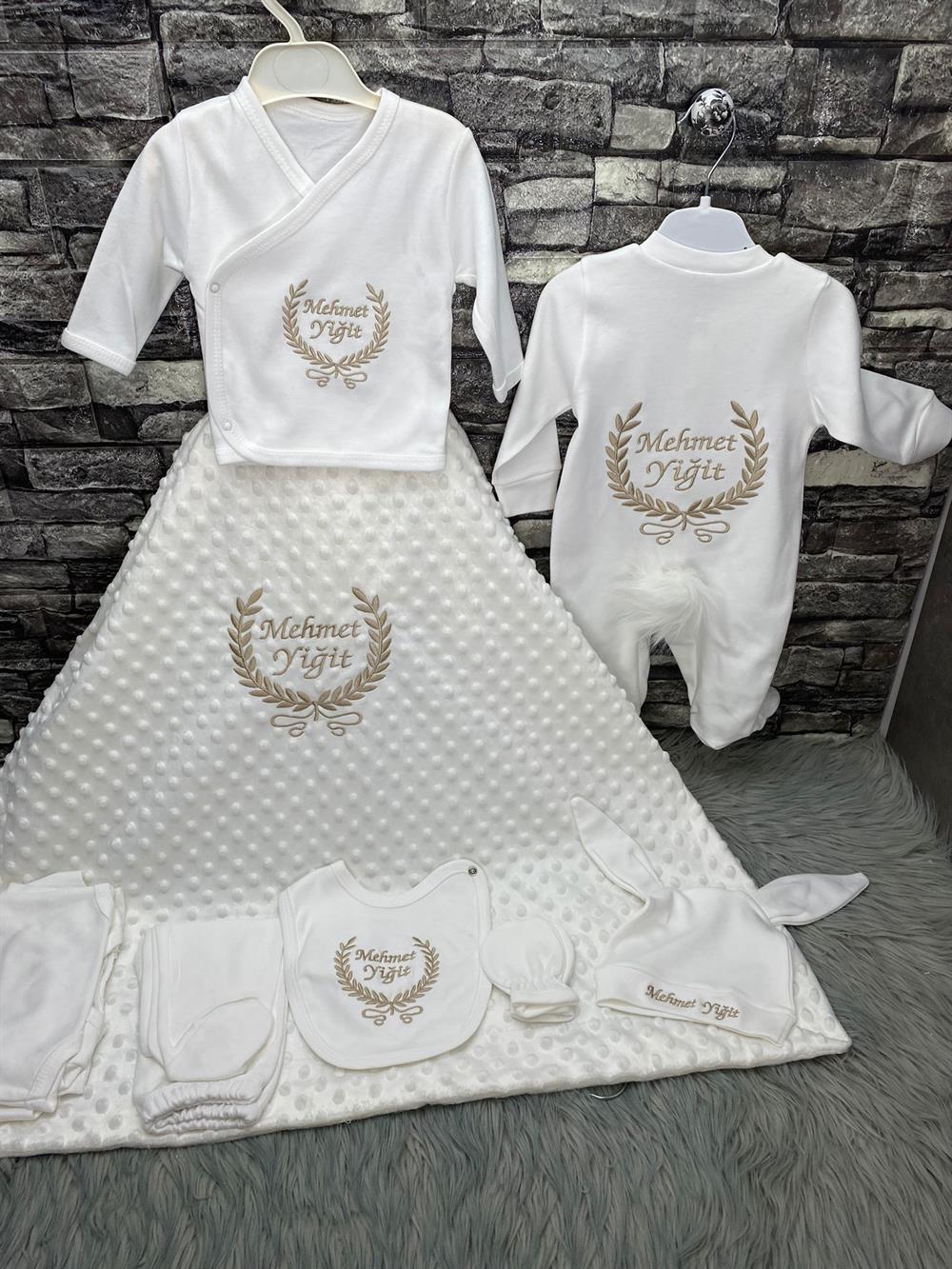 10 lu isme özel hastane çıkışı mavi nohut battaniyeli isimli tac desen saks renk nakış işlemeli  erkek bebek seti.