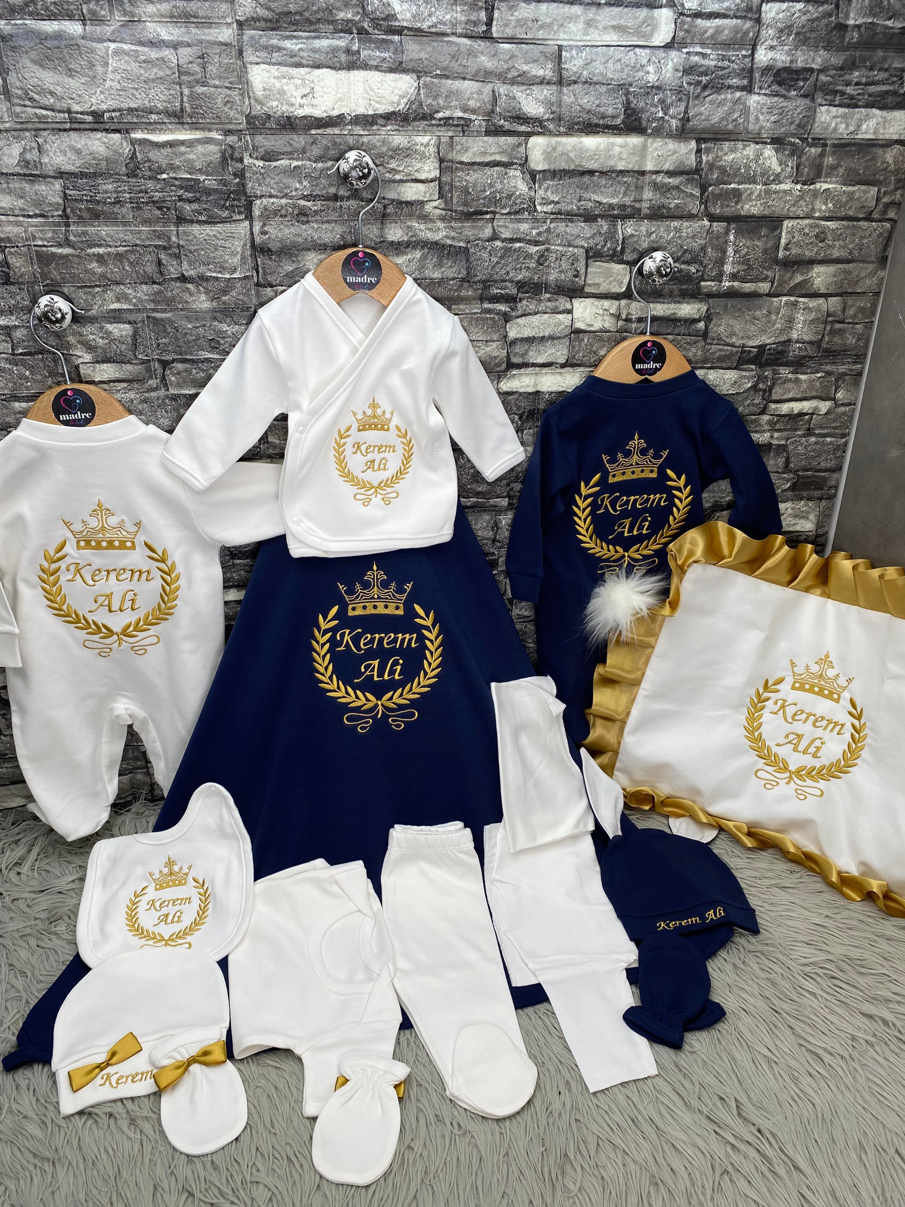 13 lu Bebek  Hastane Çıkışı İsimli Erkek Bebek Nohut Battaniyeli Ayyıldız Nakış İşlemeli İsme Özel