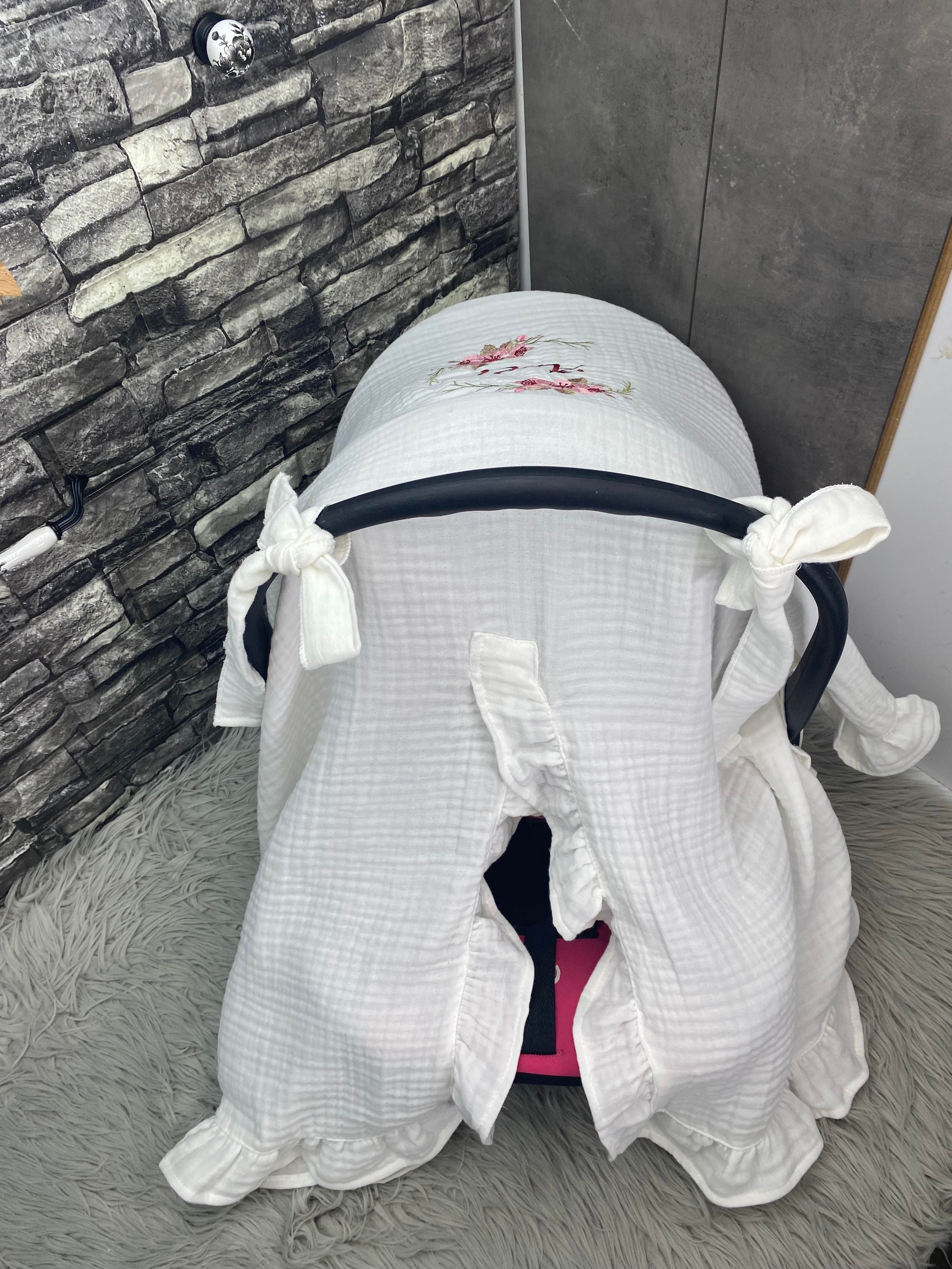 Kız bebek isimli Puset Örtüsü