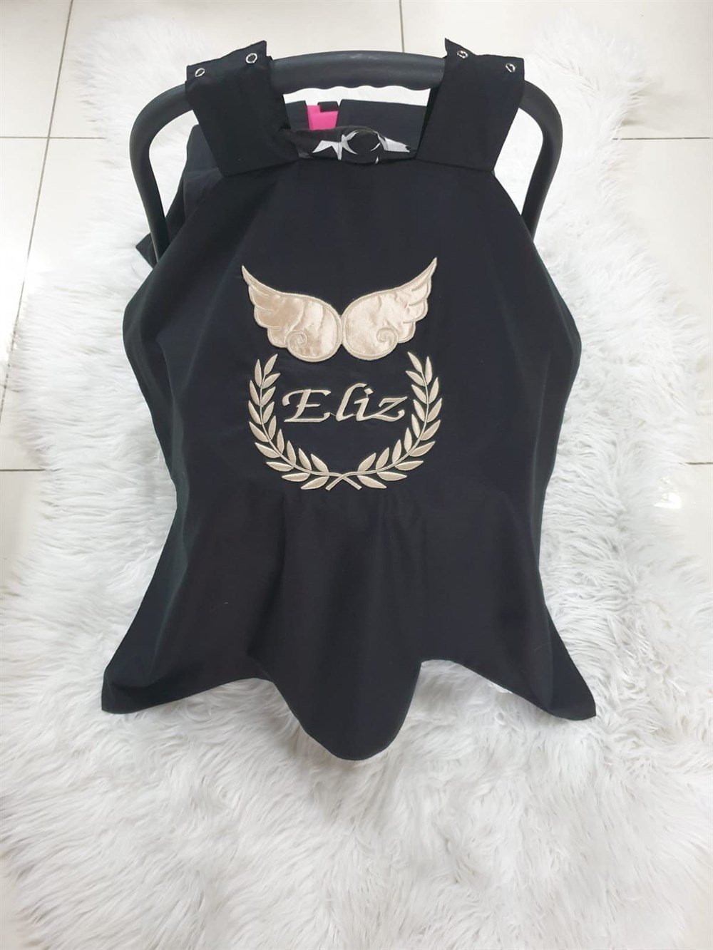 Melek Kanatlı İsimli Puset Örtüsü