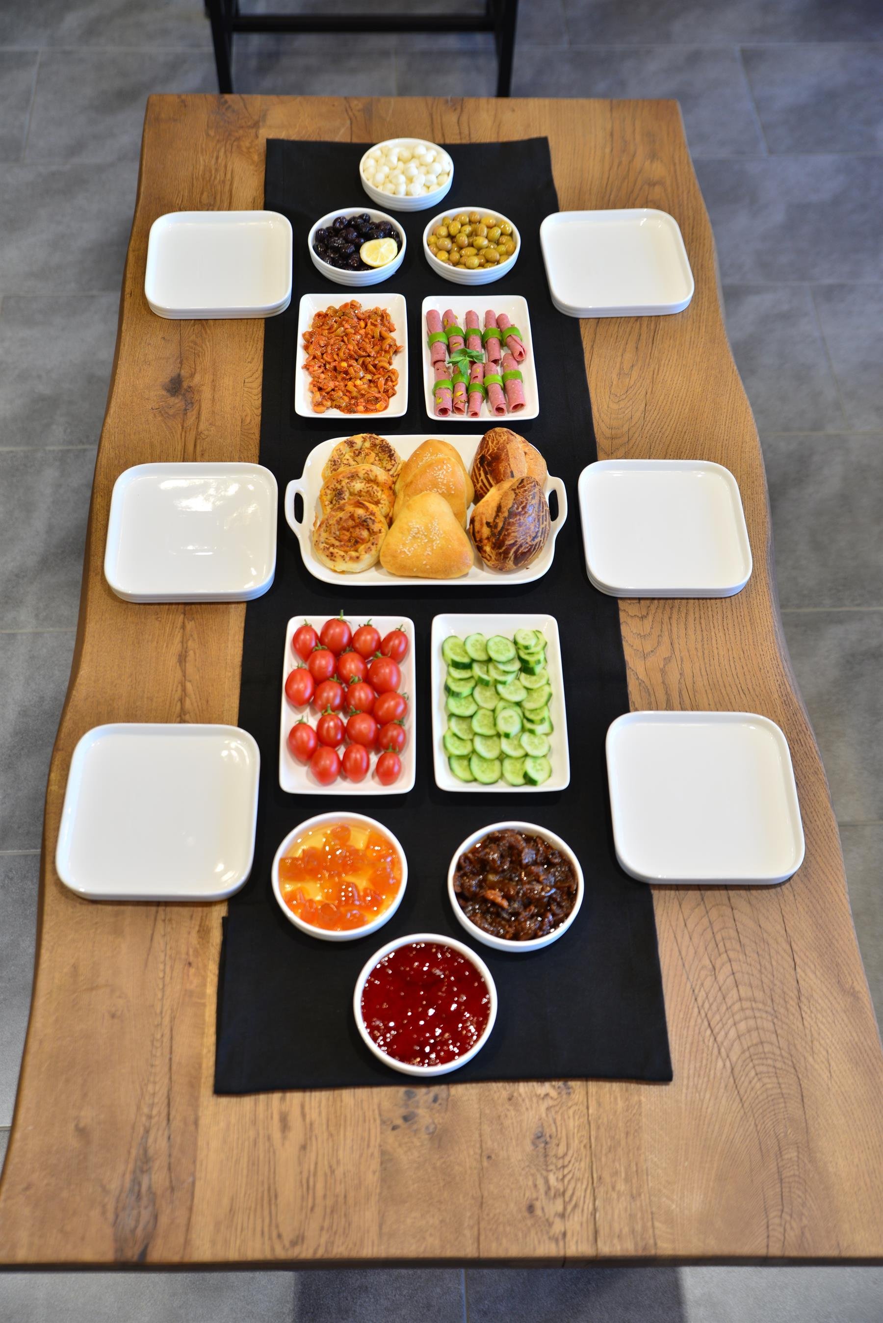 17 Parça 6 kişilik Porselen Kahvaltı Seti 