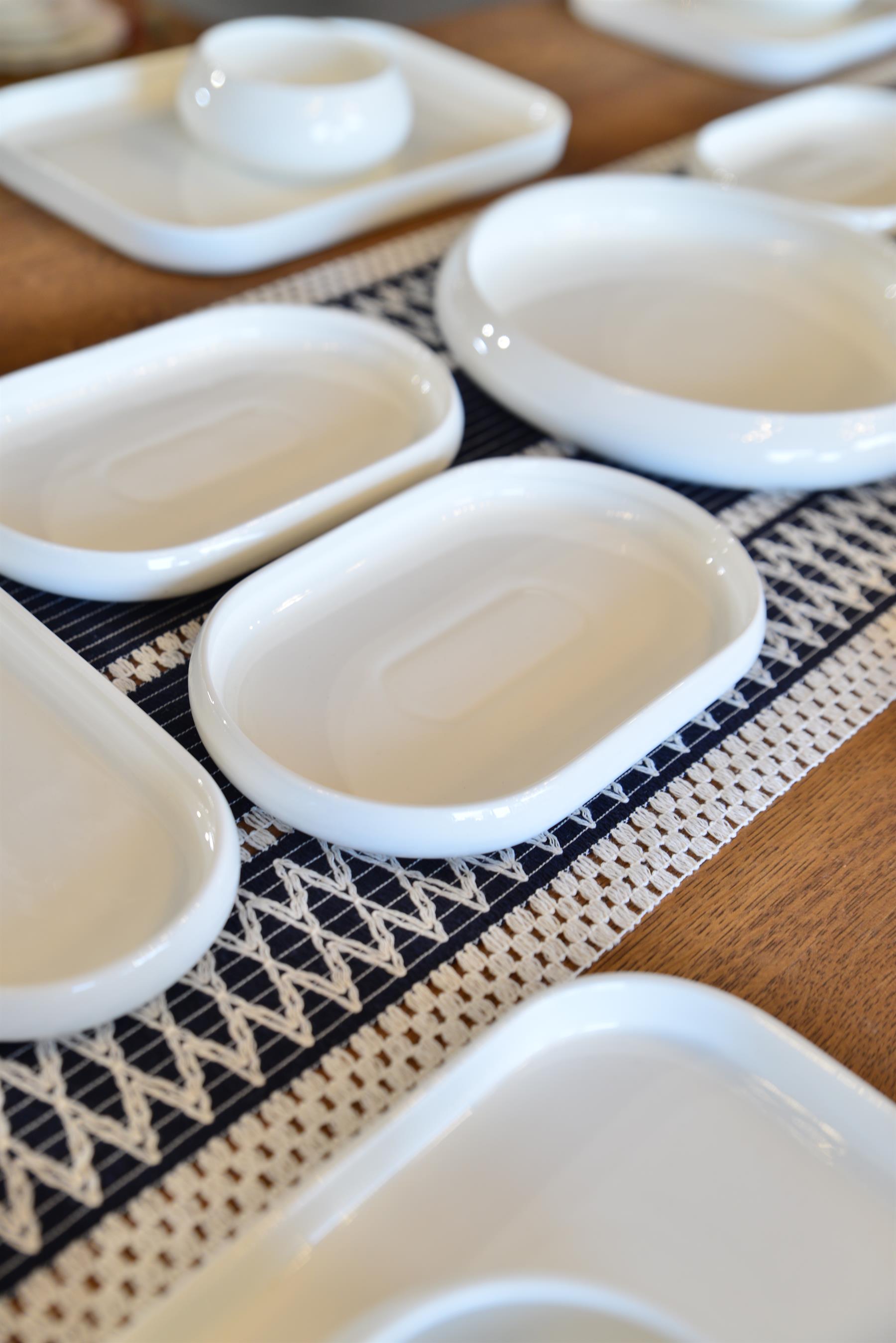 19 Parça 6 kişilik Porselen Yemek / Kahvaltı Seti 