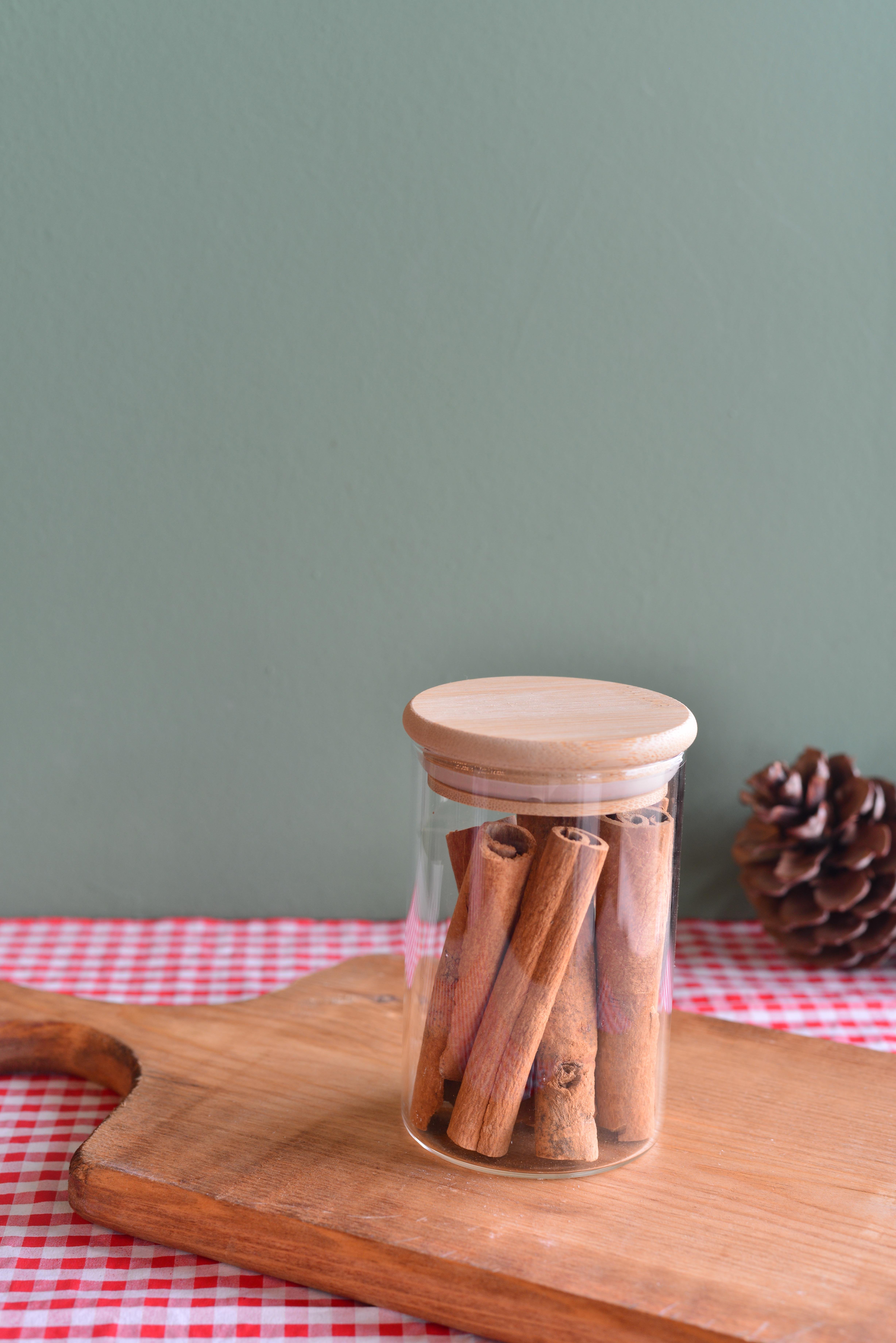 240 ML Bambu Kapakli Cam Yuvarlak Kavanoz / 1  Adet