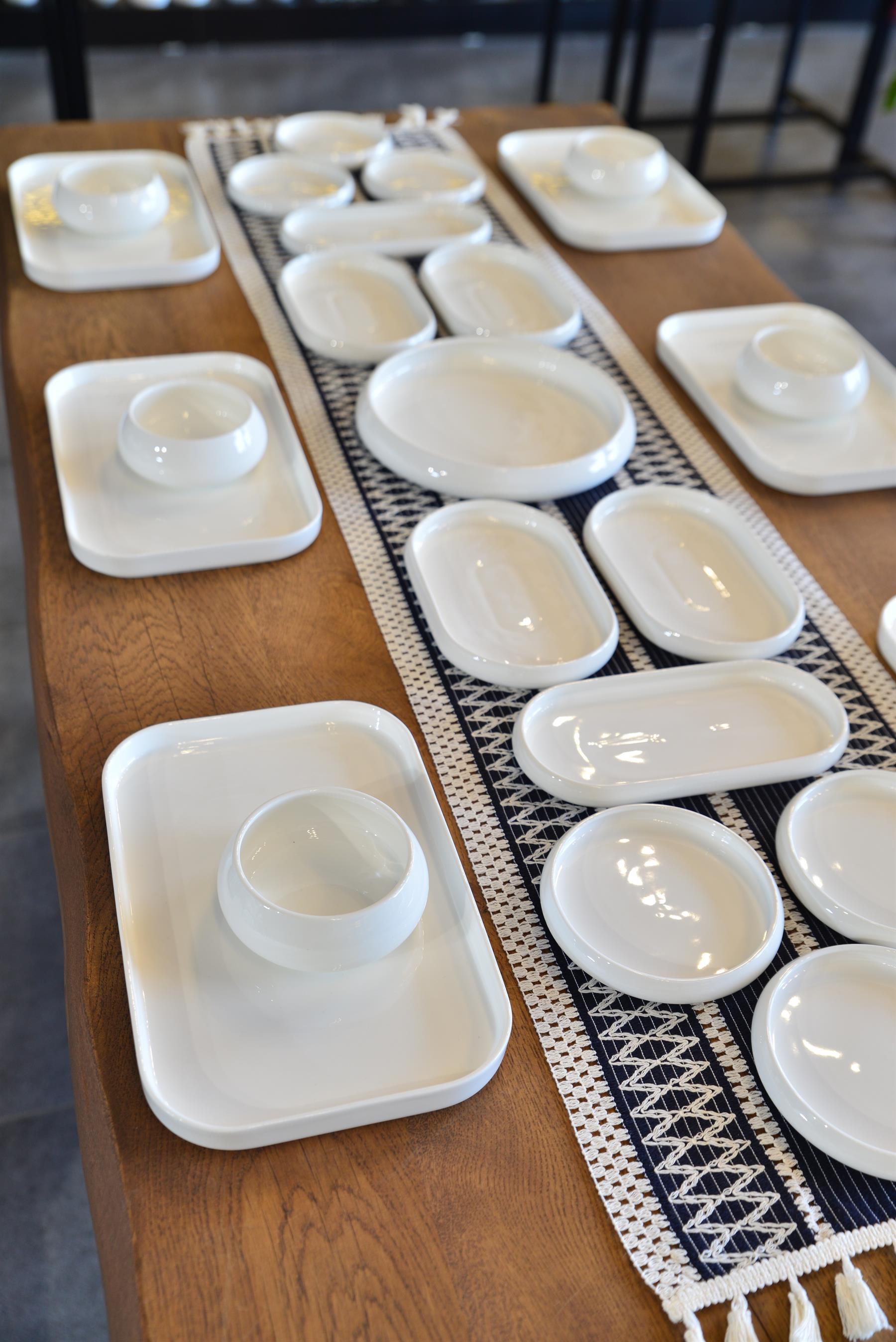 25 Parça 6 kişilik Porselen Yemek / Kahvaltı Seti 