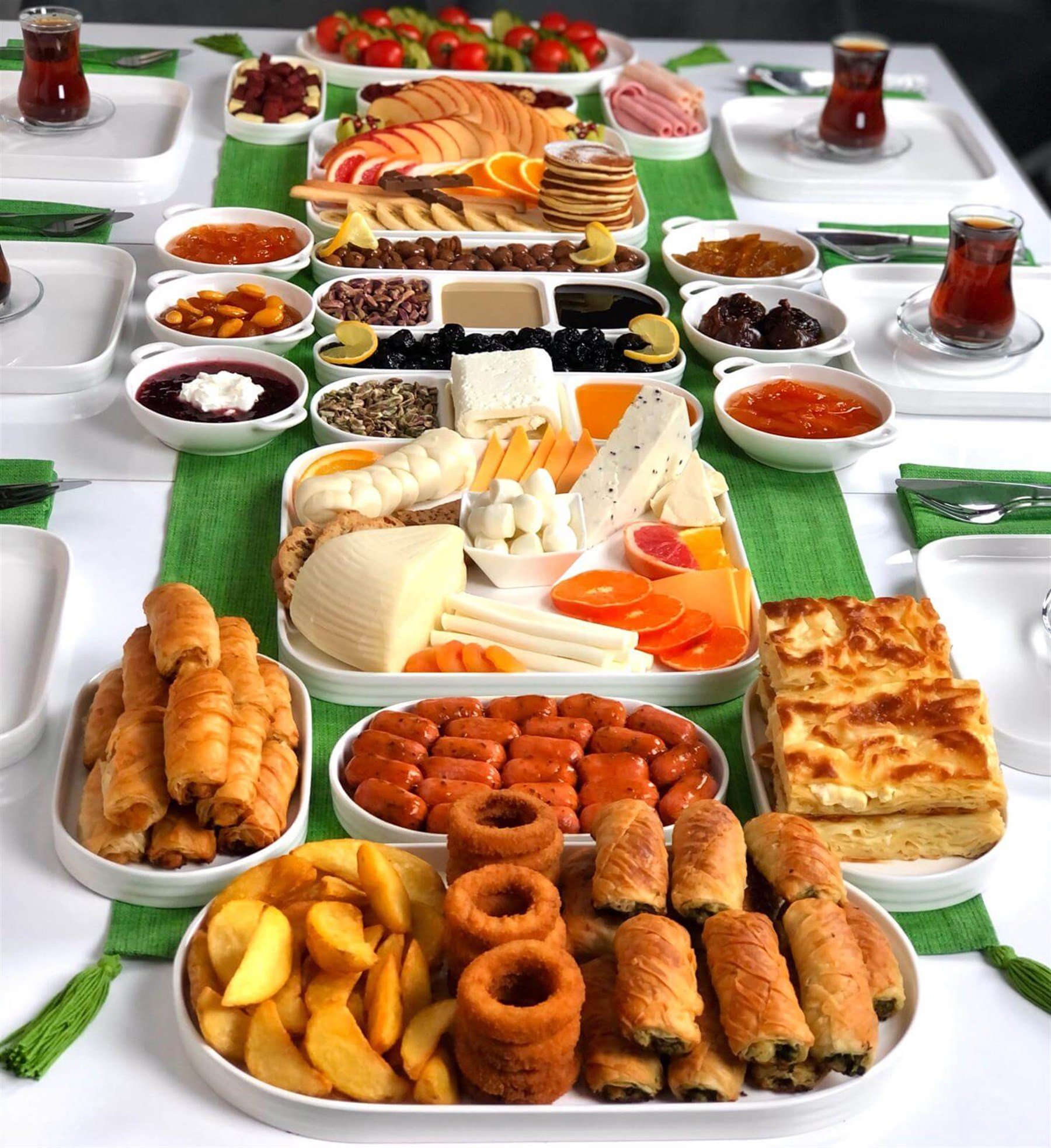 26 Parça 6 Kişilik Porselen Kahvaltı Seti