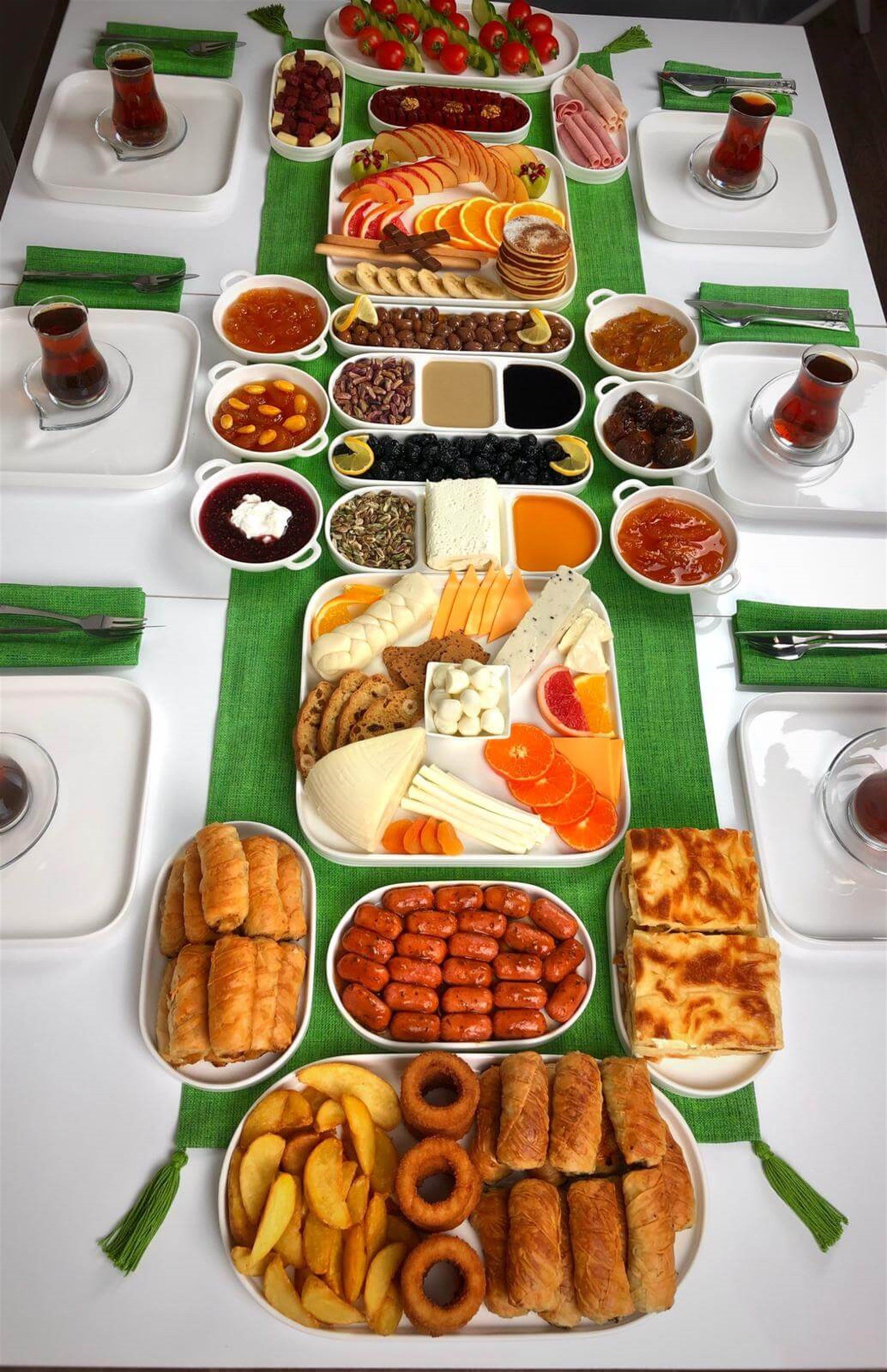 26 Parça 6 Kişilik Porselen Kahvaltı Seti