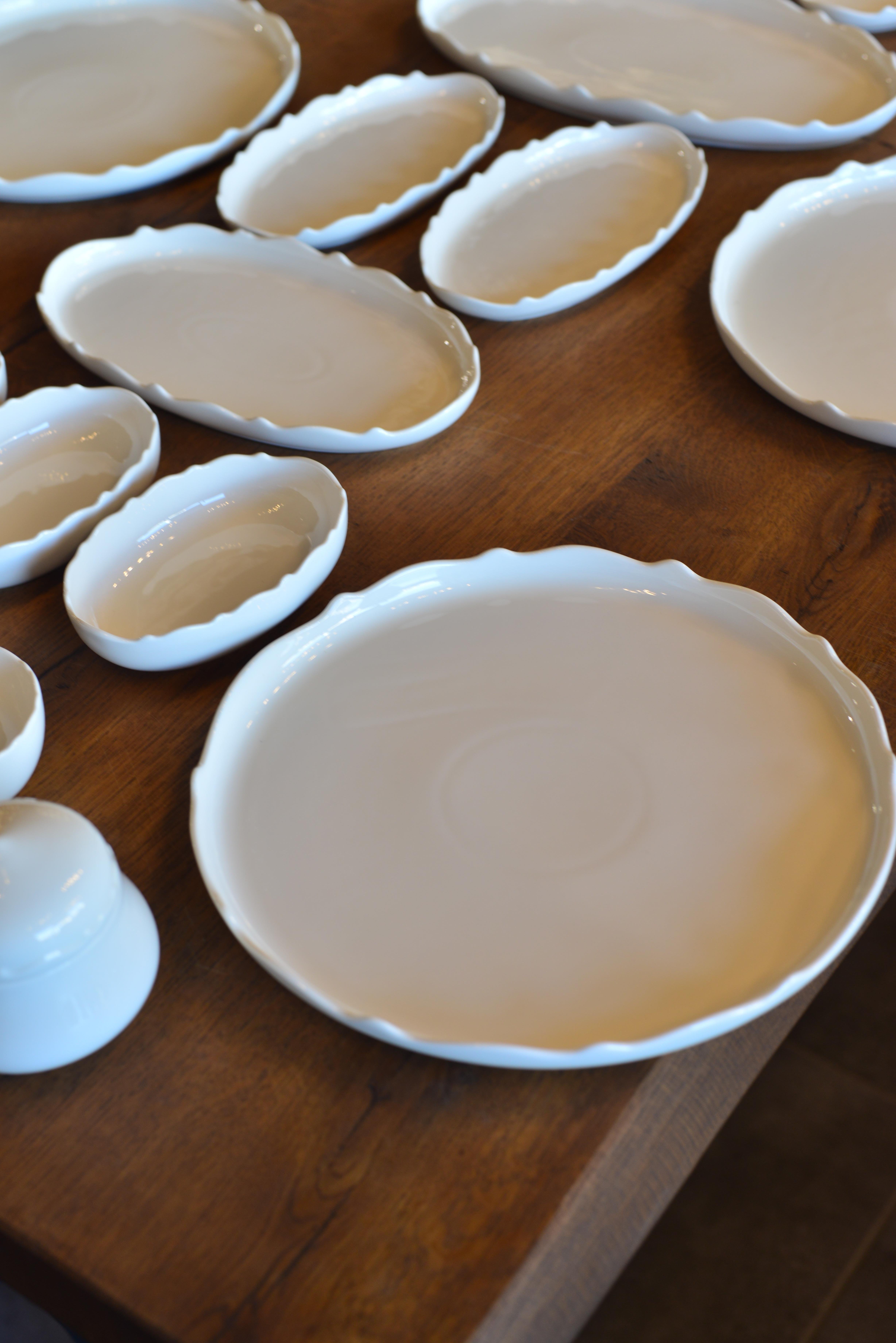 28 Parça 8 kişilik Porselen Kahvaltı / Yemek Seti 