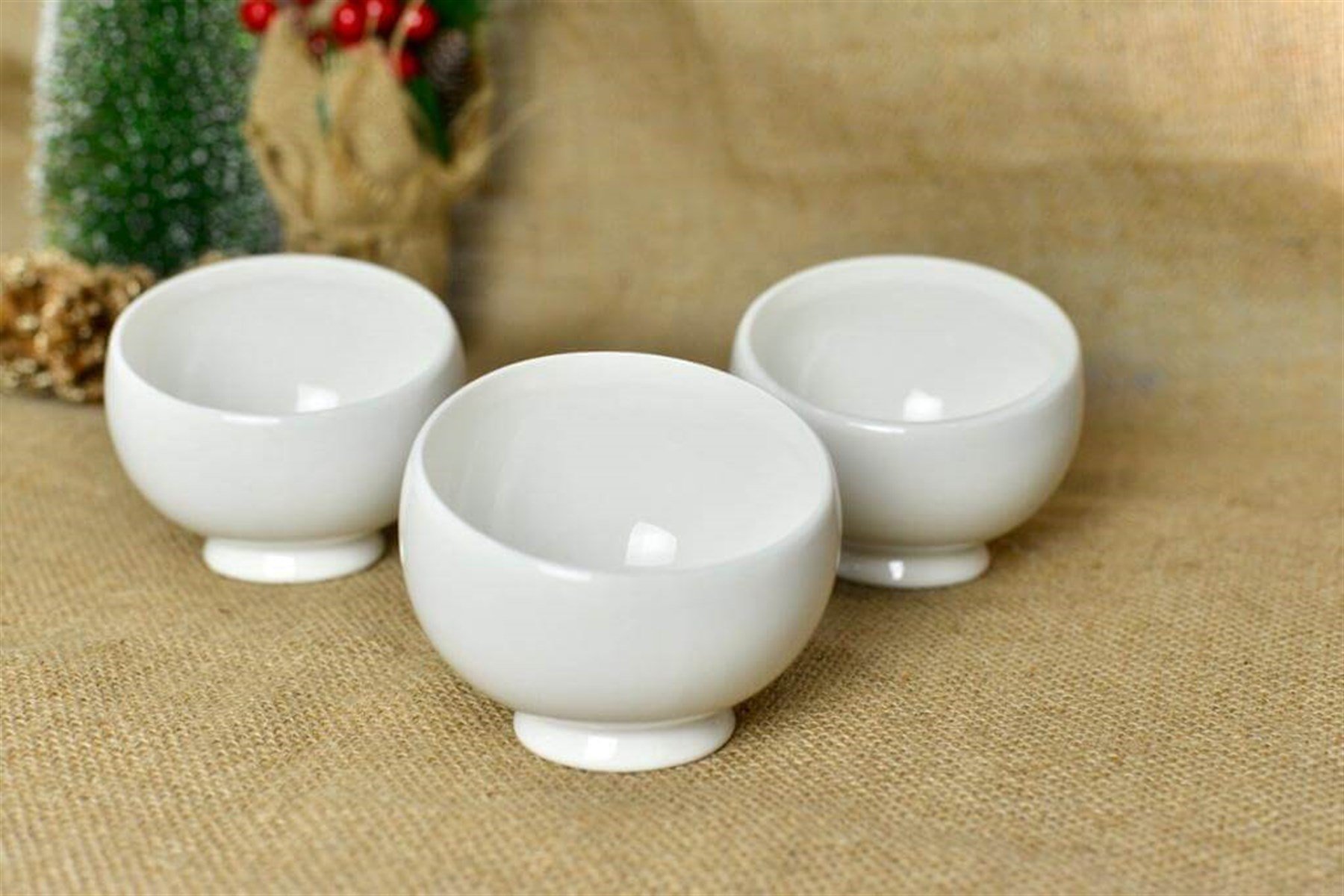 3 Lü Porselen Yan Kase