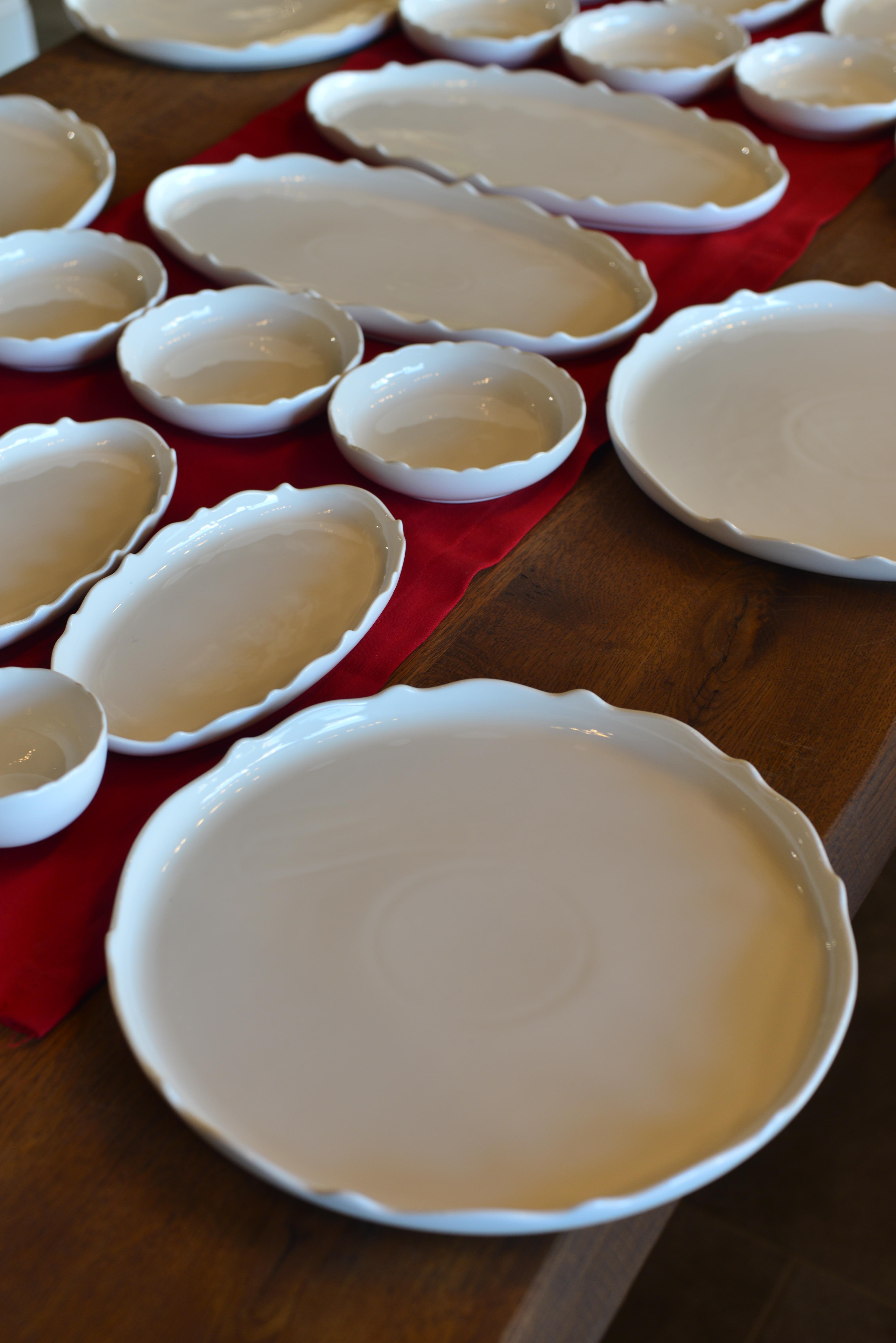 30 Parça 8 kişilik Porselen Kahvaltı / Yemek Seti 