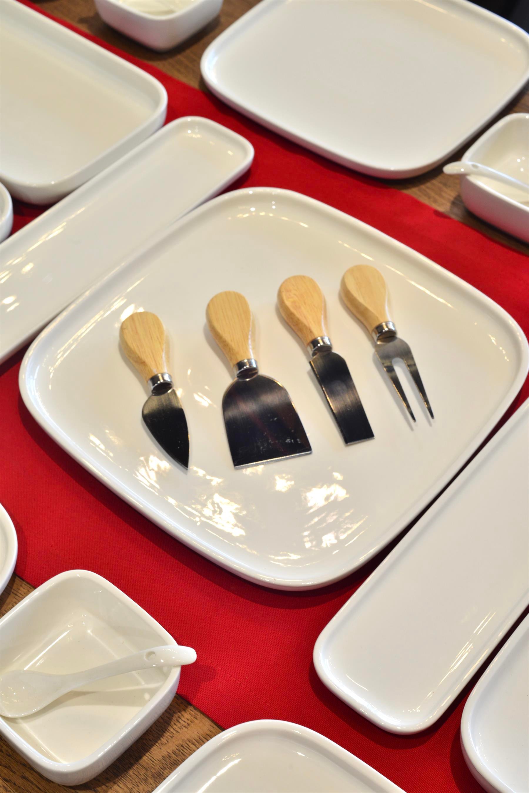 39 Parça 8 kişilik Porselen Kahvaltı Seti 