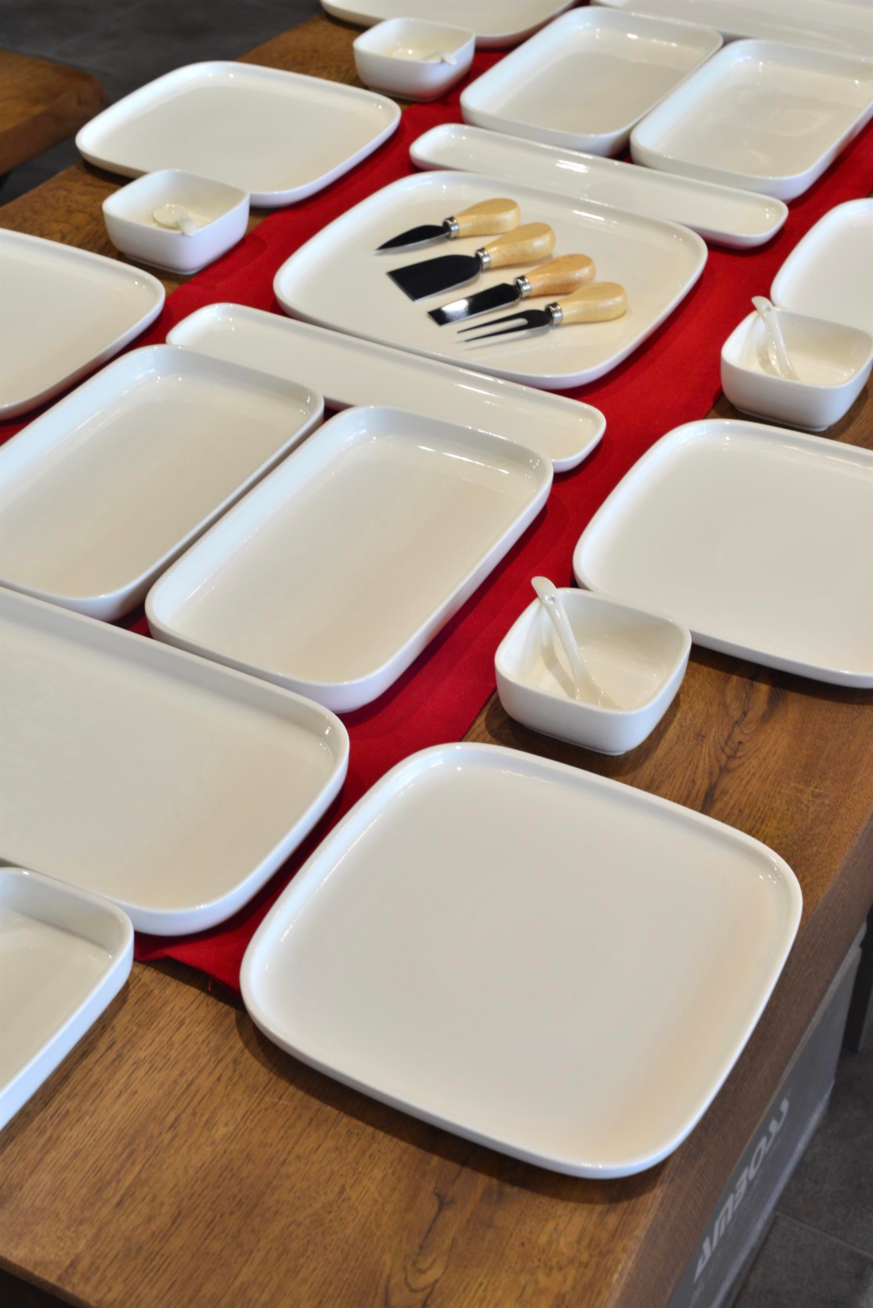 39 Parça 8 kişilik Porselen Kahvaltı Seti 