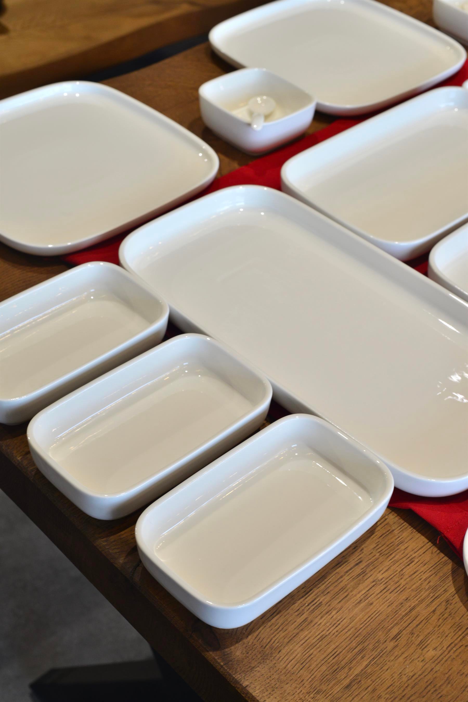 39 Parça 8 kişilik Porselen Kahvaltı Seti 