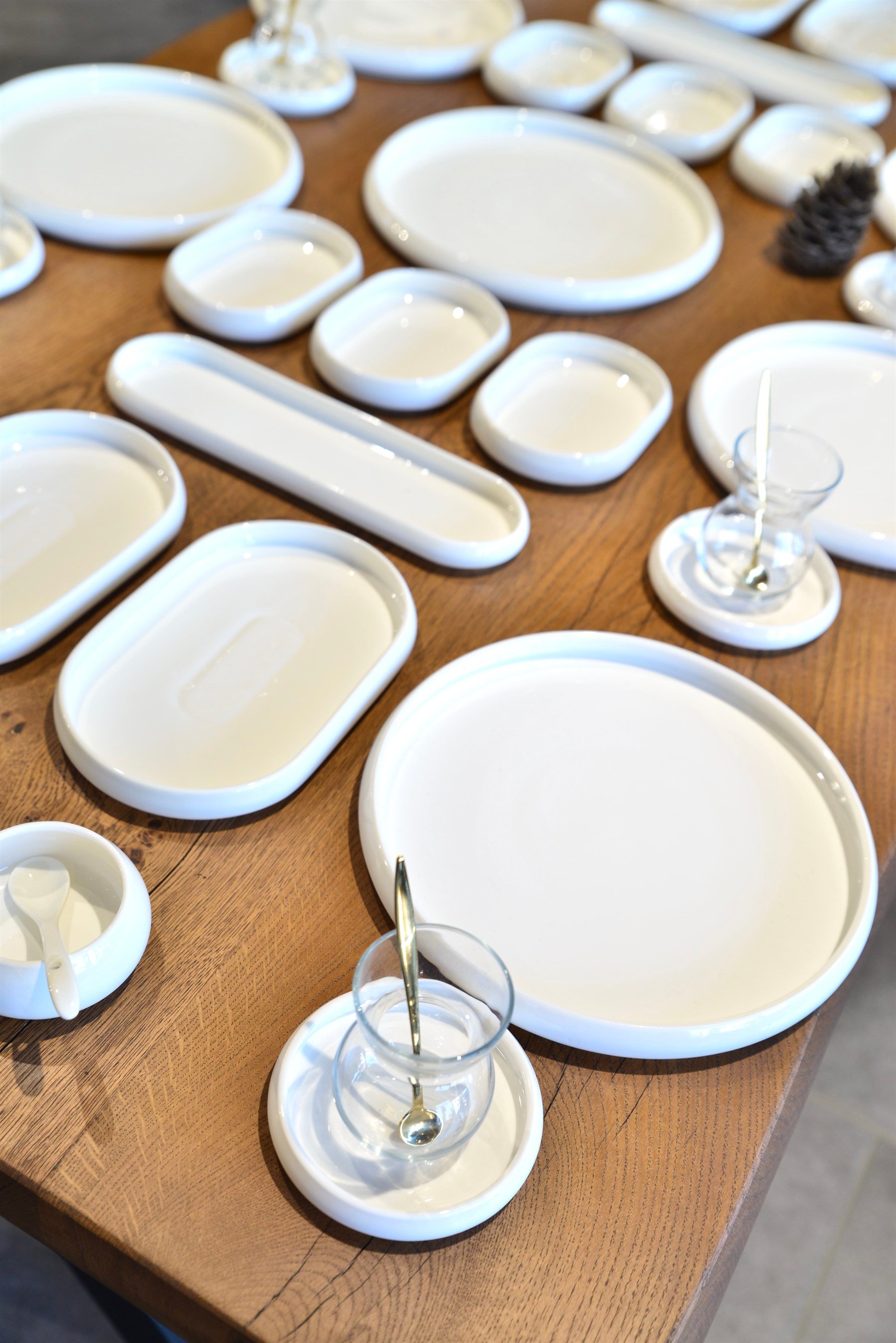 41 Parça 8 kişilik Porselen Kahvaltı Seti 