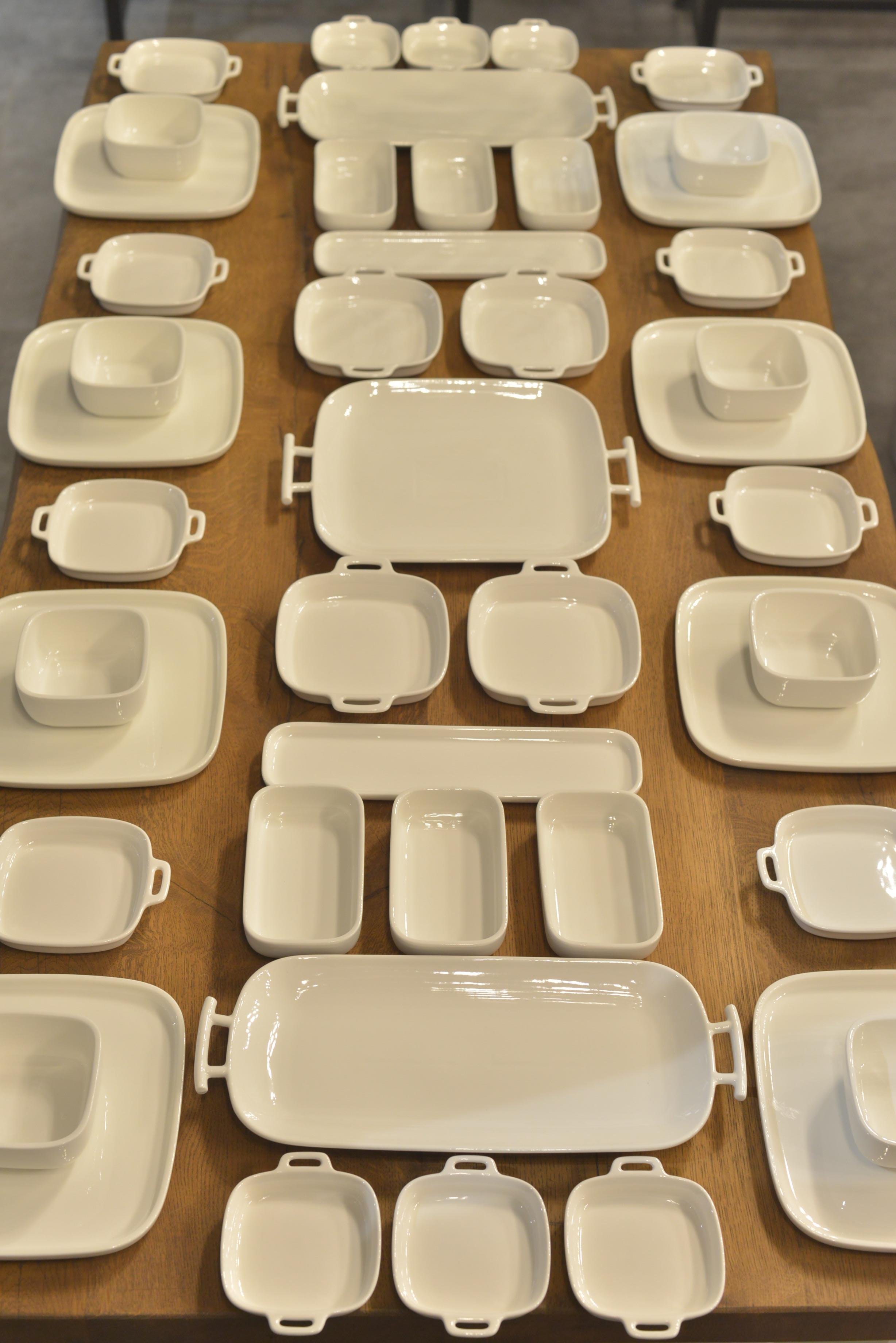 45 Parça 8 kişilik Pure Royal Porselen Kahvaltı Seti 