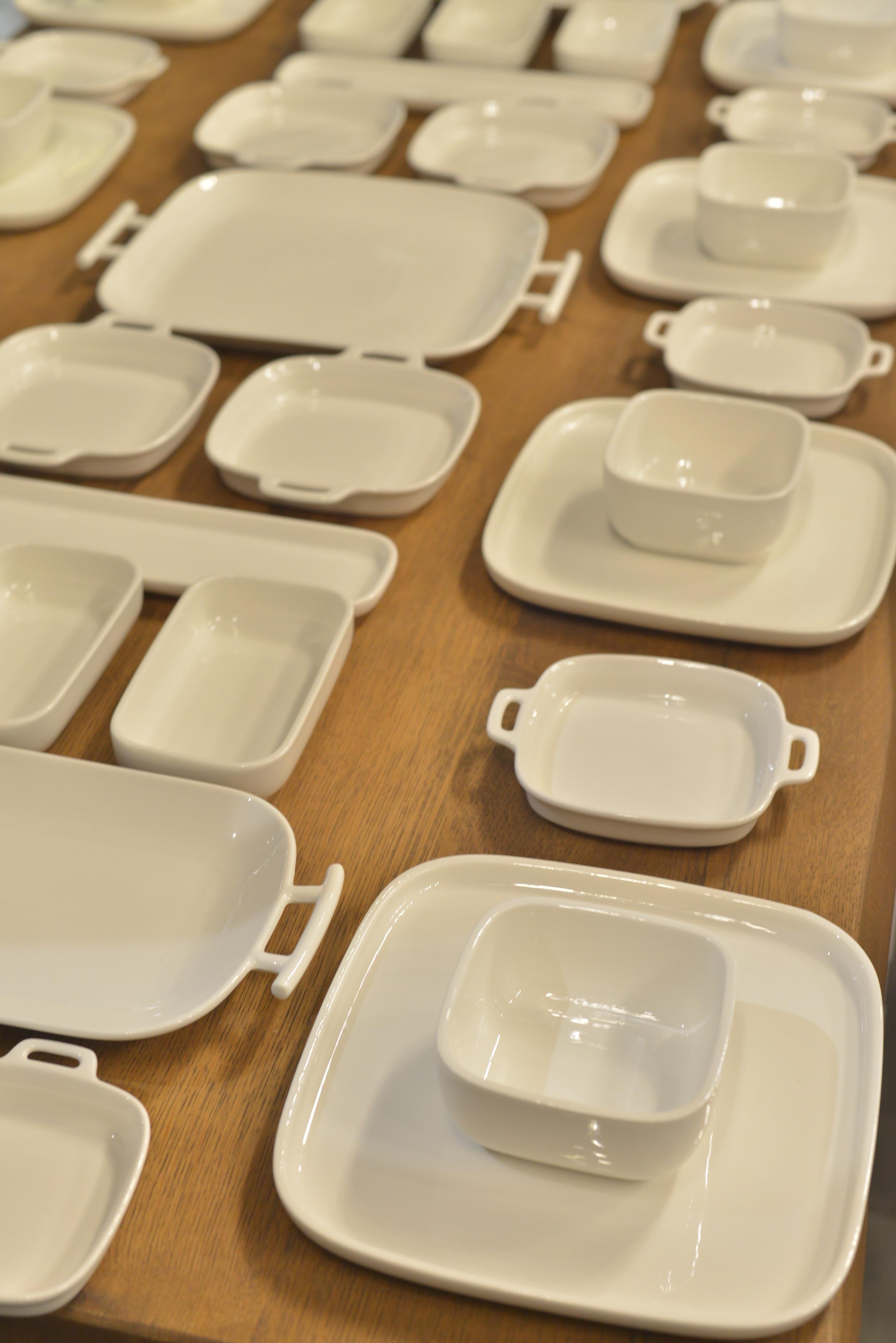 45 Parça 8 kişilik Pure Royal Porselen Kahvaltı Seti 