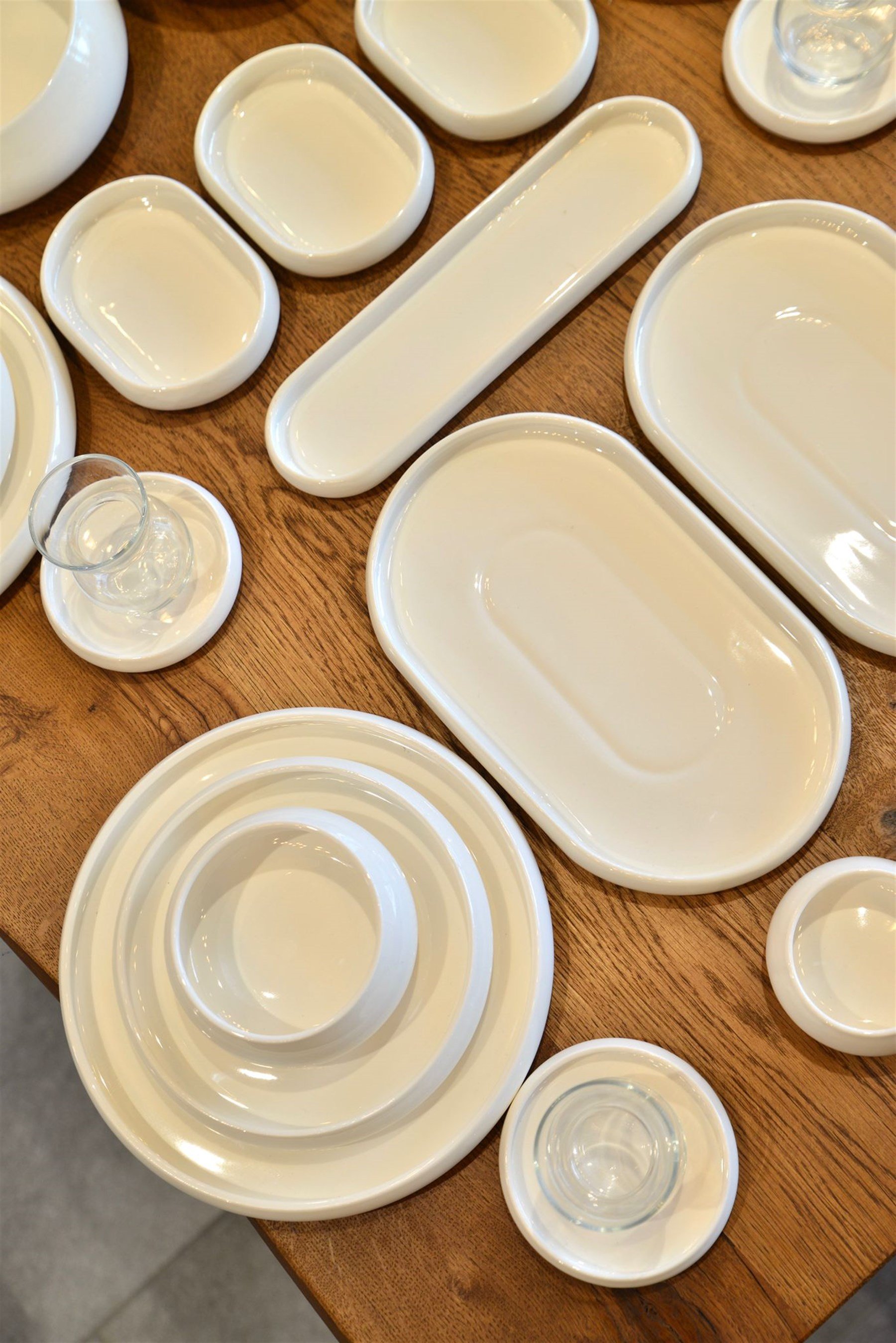 52 Parça 8 kişilik Porselen Yemek / Kahvaltı Seti 