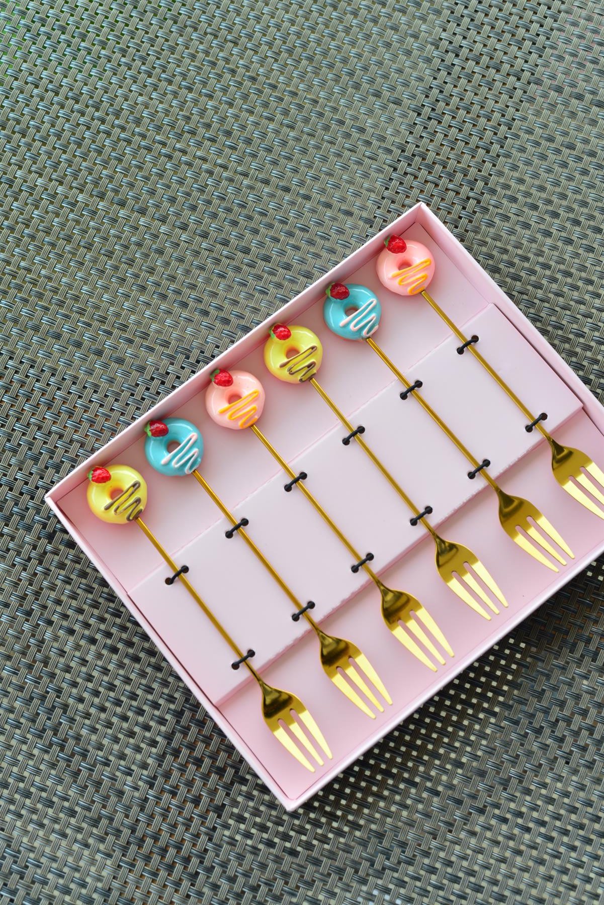 6 Lı Gold Metal Meyve Çatalı / Çilek Donut