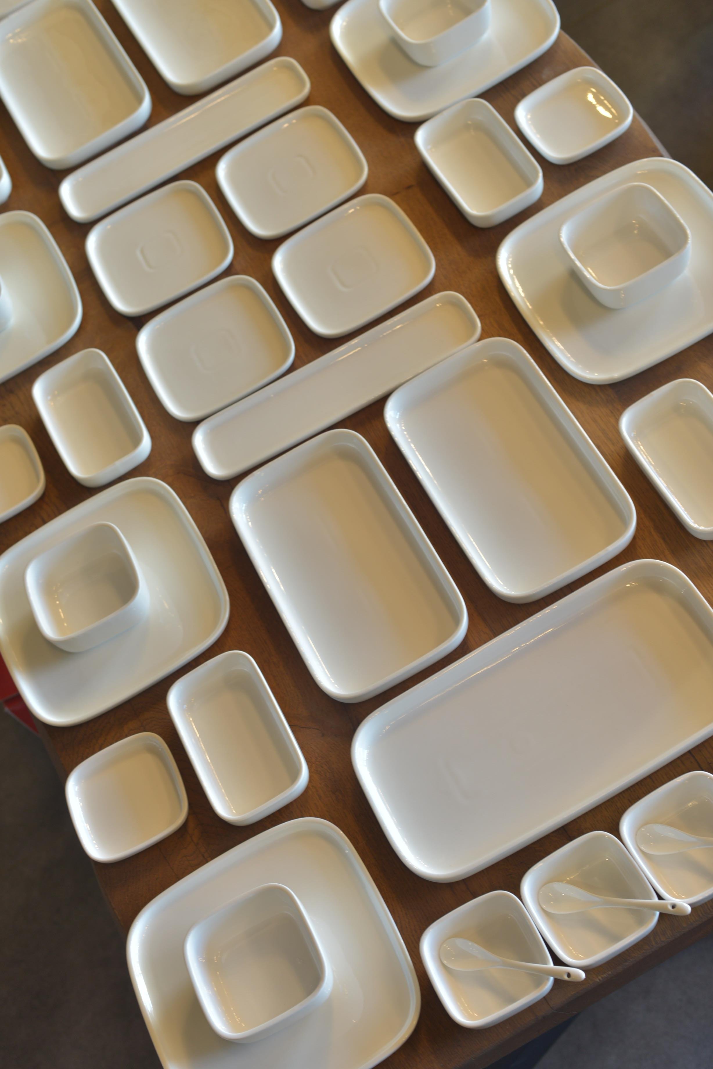 60 Parça 8 kişilik Pure Royal Porselen Kahvaltı Seti 