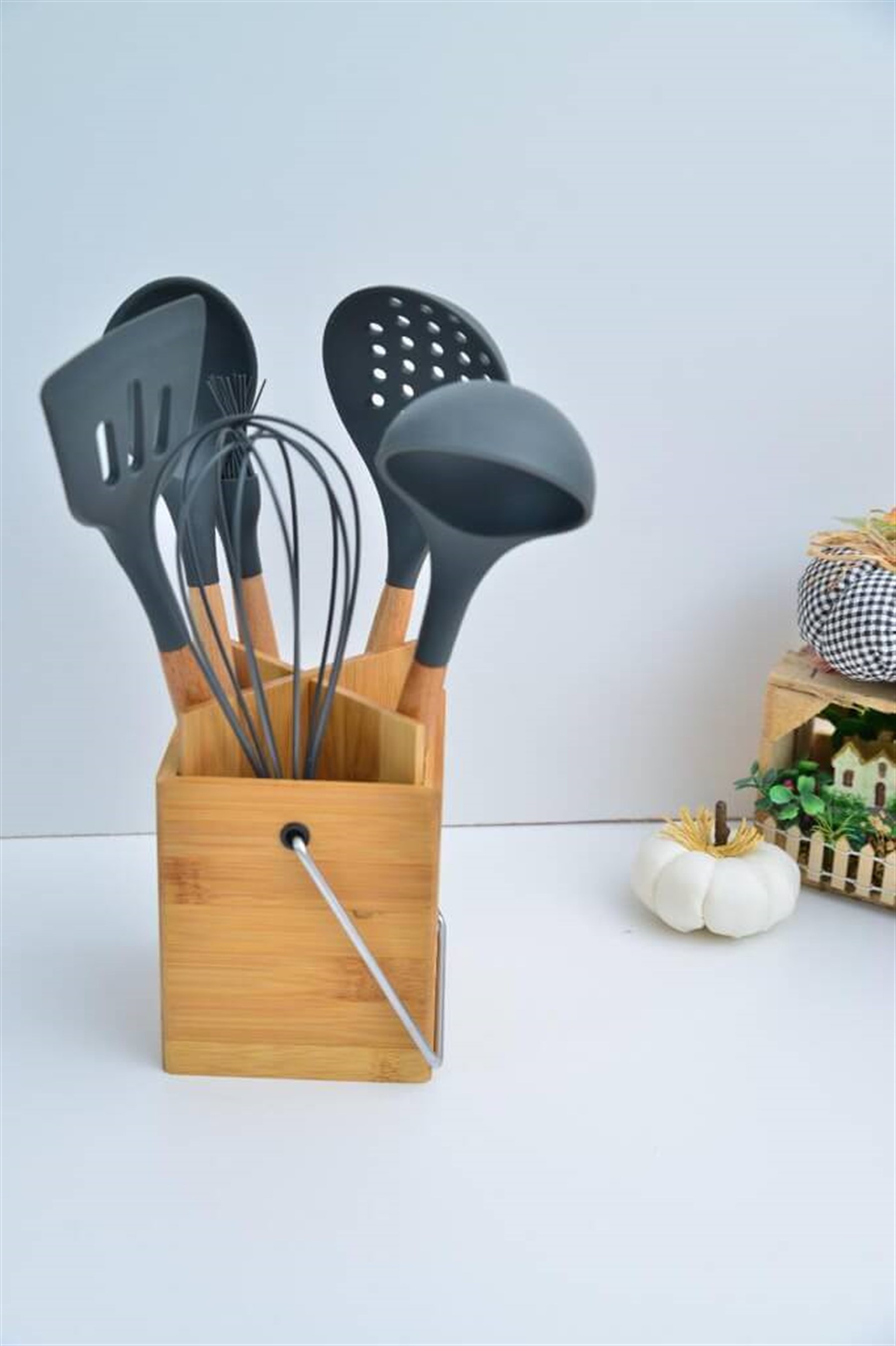 7 Parça Bambu Saplı Silikon Servis Seti