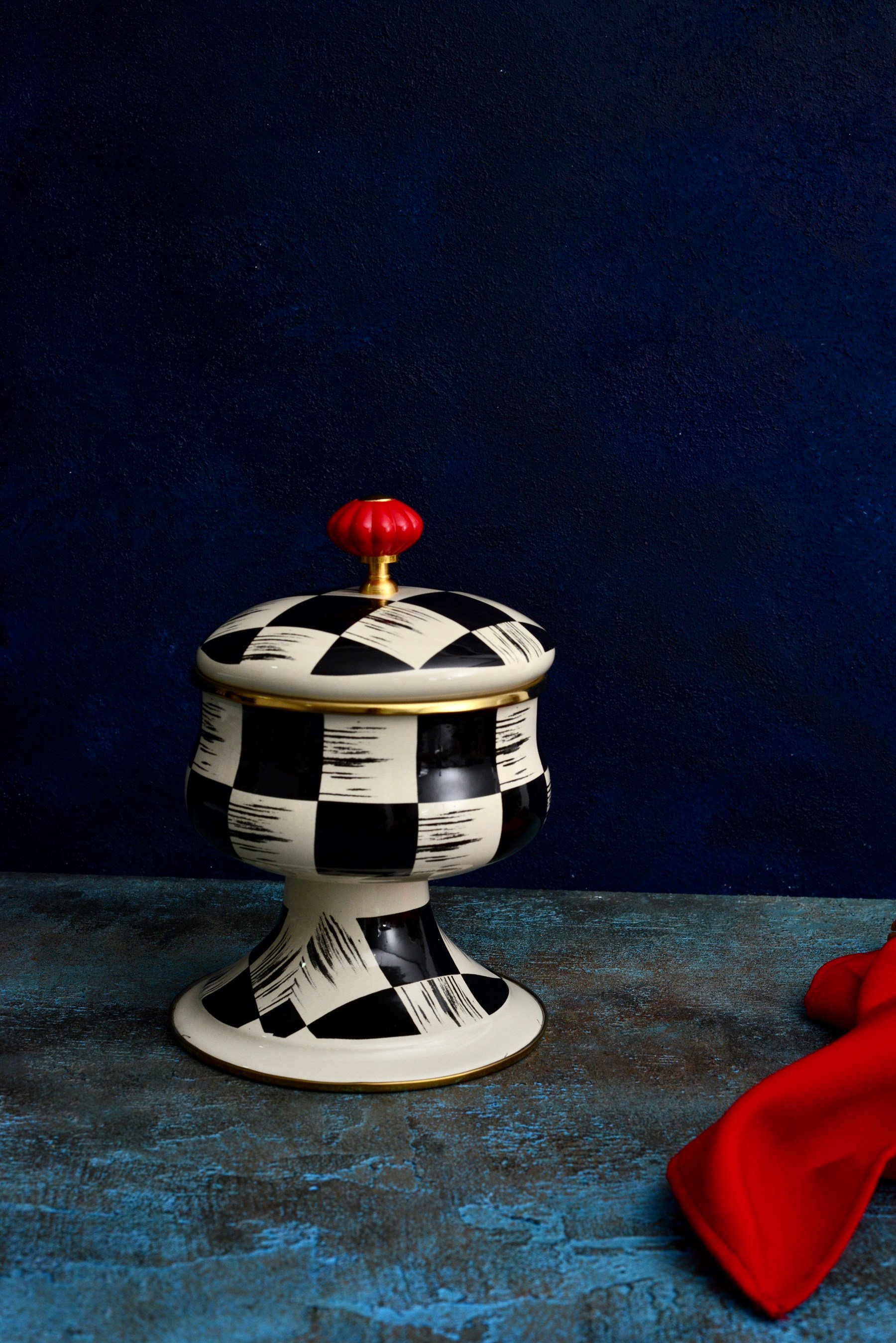 Acar Damalı Emaye Kapaklı Şekerlik