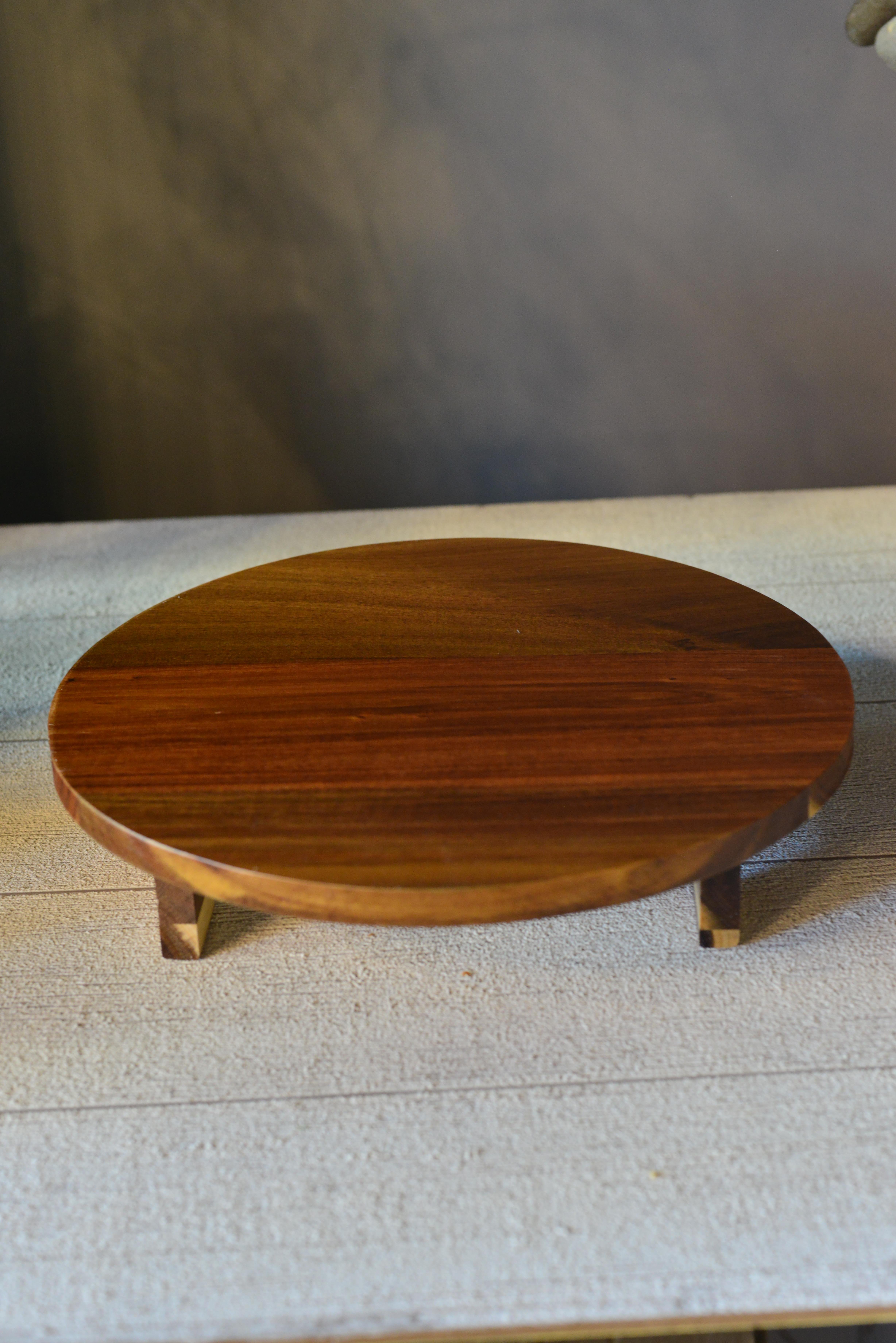 Akasya Ayaklı Yuvarlak Sunumluk Büyük Boy - 1 Adet