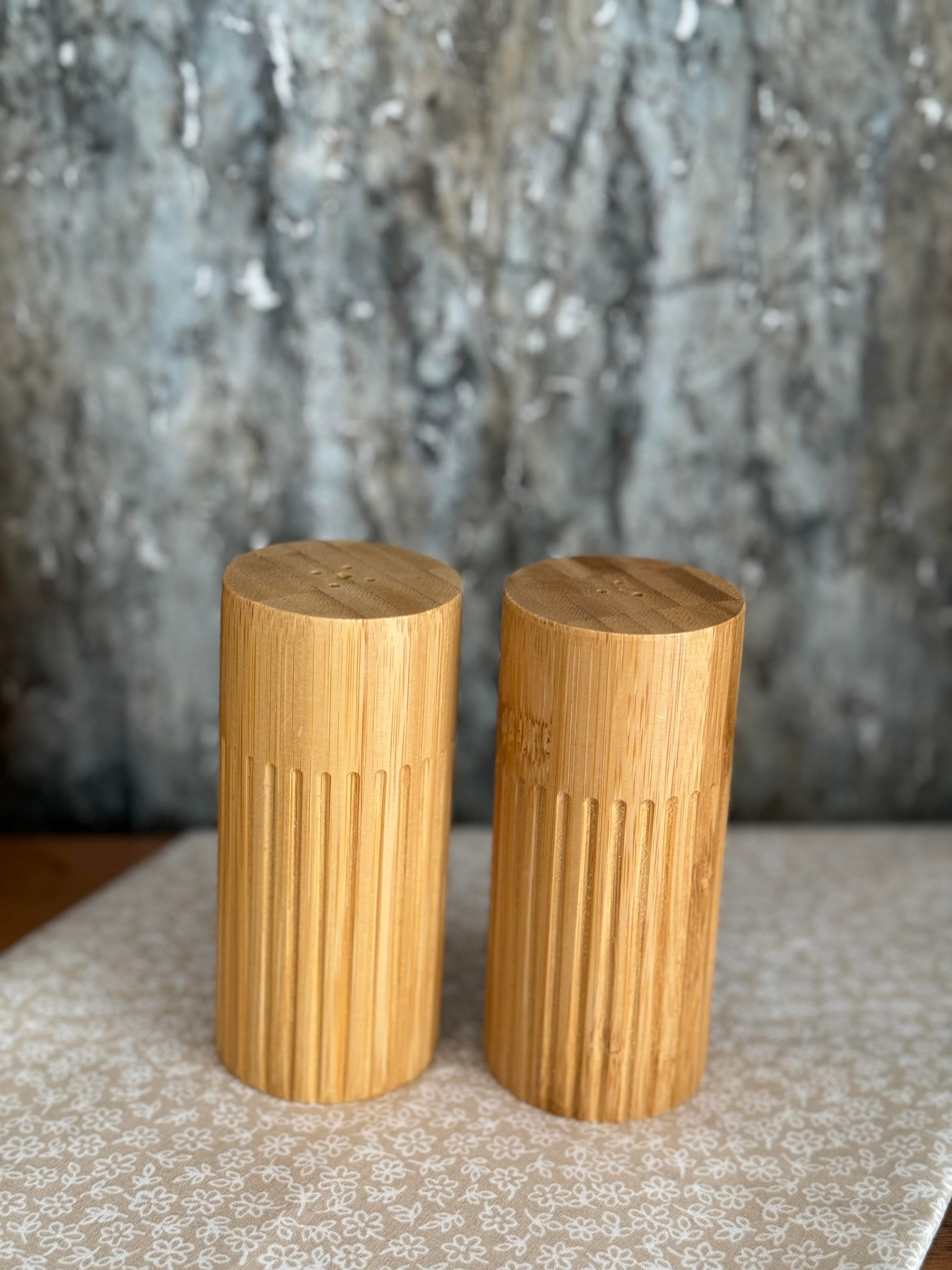 Bambu 2 li Vertical Tuzluk & Biberlik