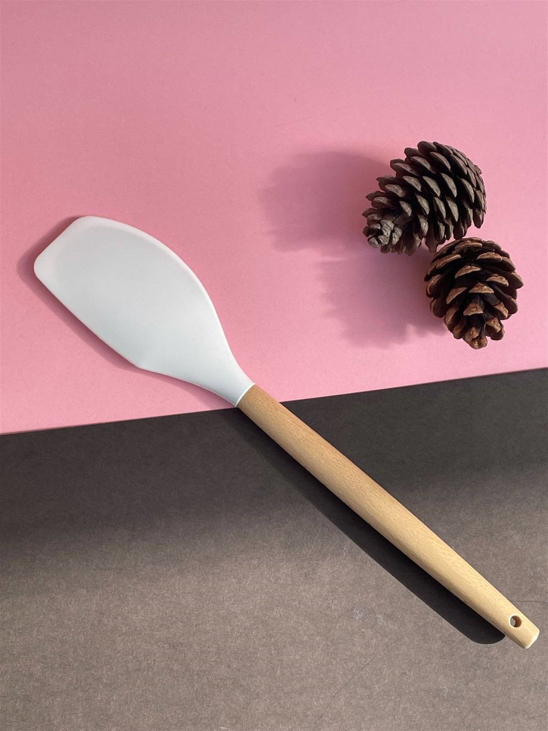 Bambu Saplı Beyaz Renk Silikon Spatula