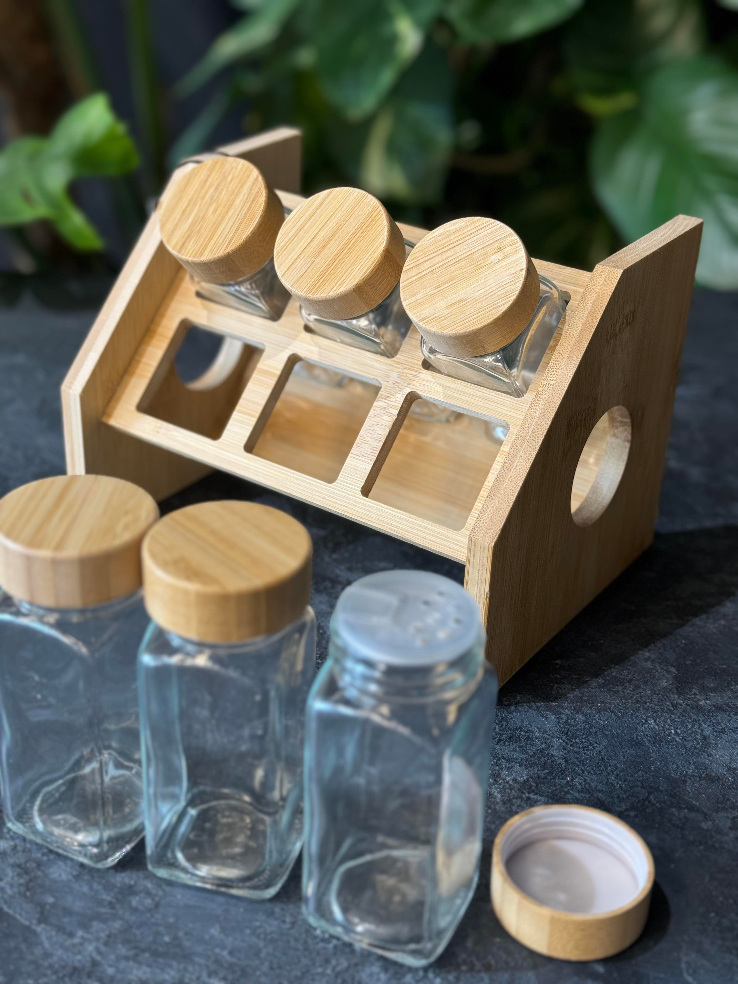 Bambu Stantlı 6 Lı Cam Baharatlık Seti