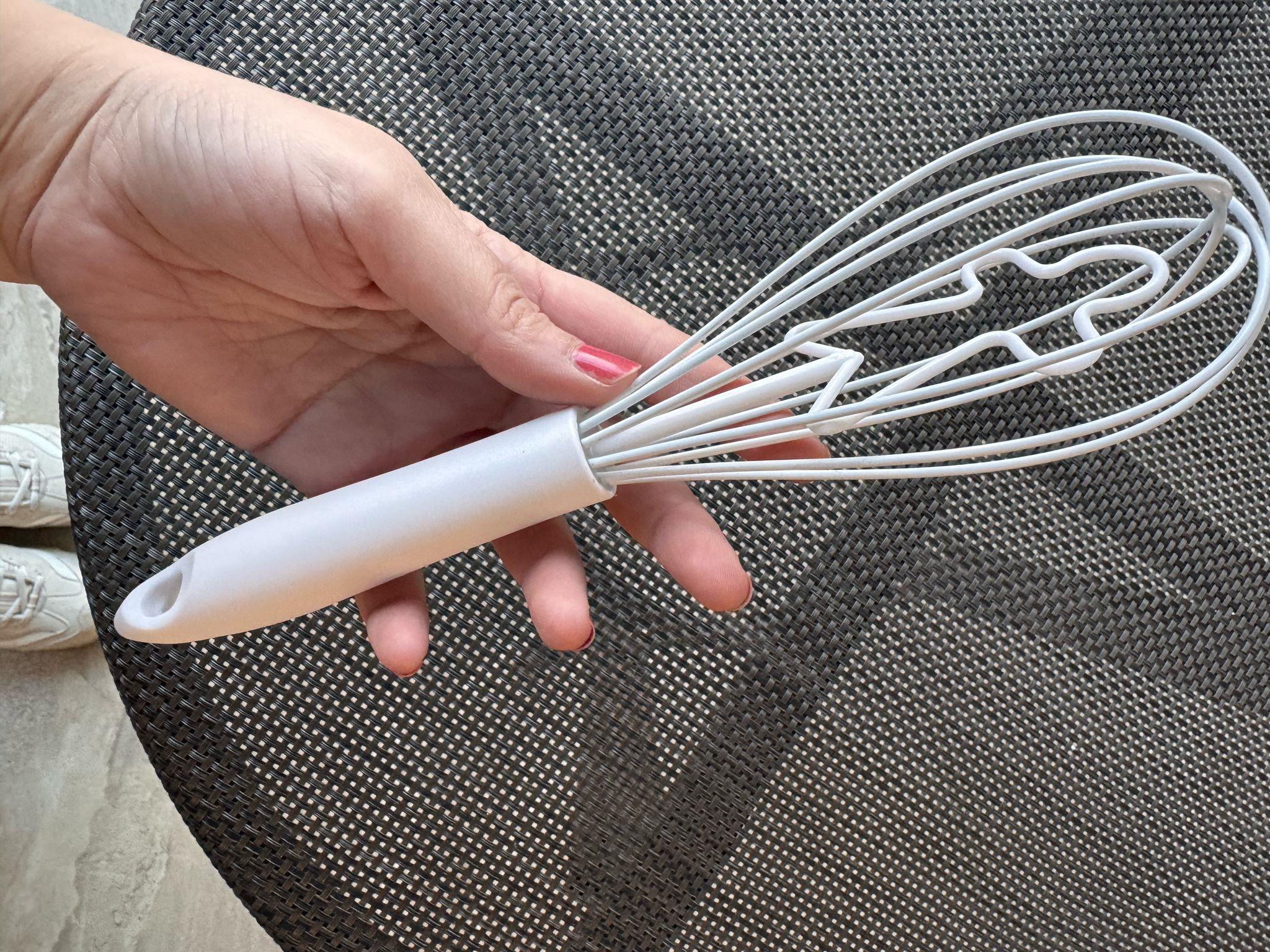 Beyaz Human Silikon Çırpıcı - 26 cm / 1 Adet