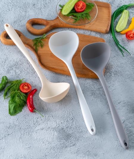 Beyaz Silikon Kepçe - 30 cm / 1 Adet