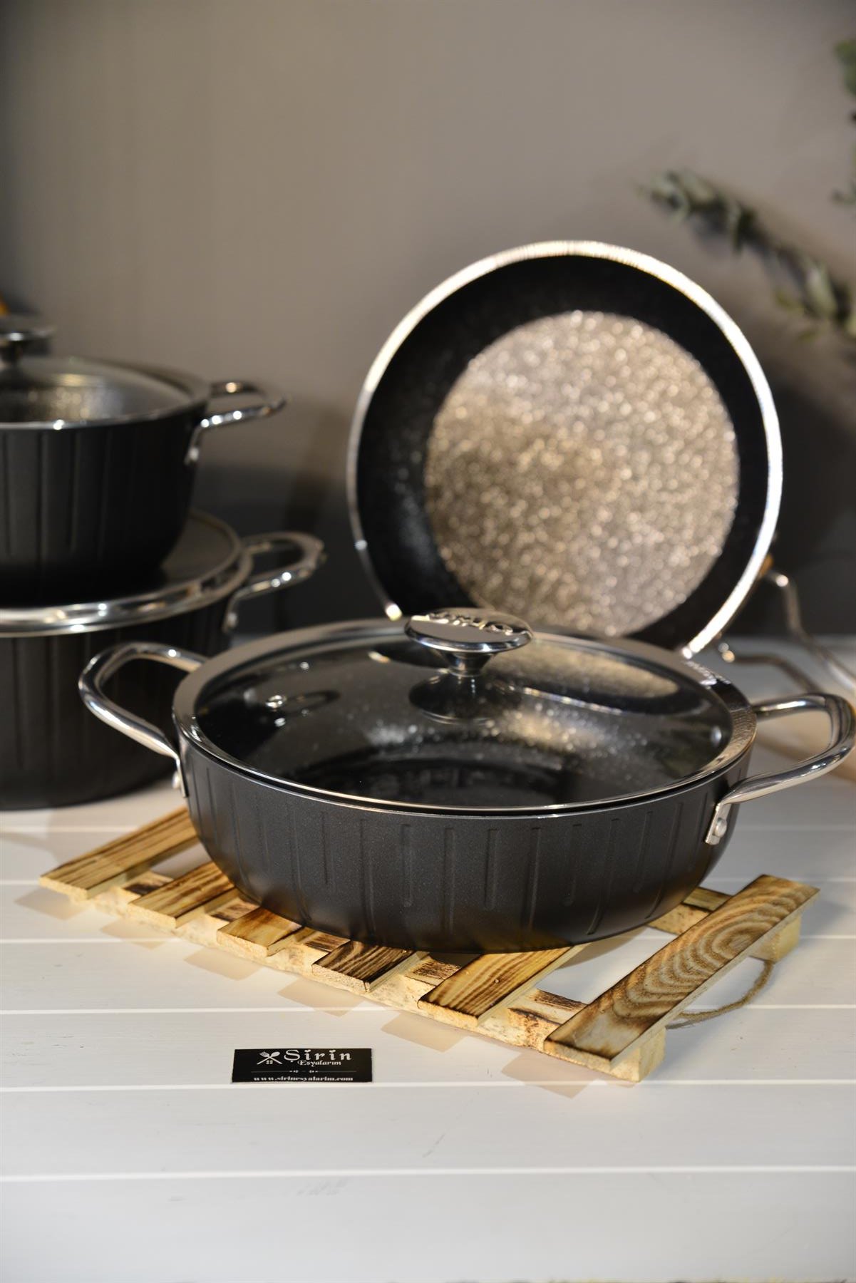 Colonna 7 Parça Granit Tencere Seti Siyah