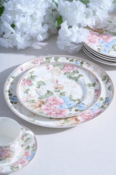 Freya Porselen 6 Kişilik 19 Parça Pasta Seti