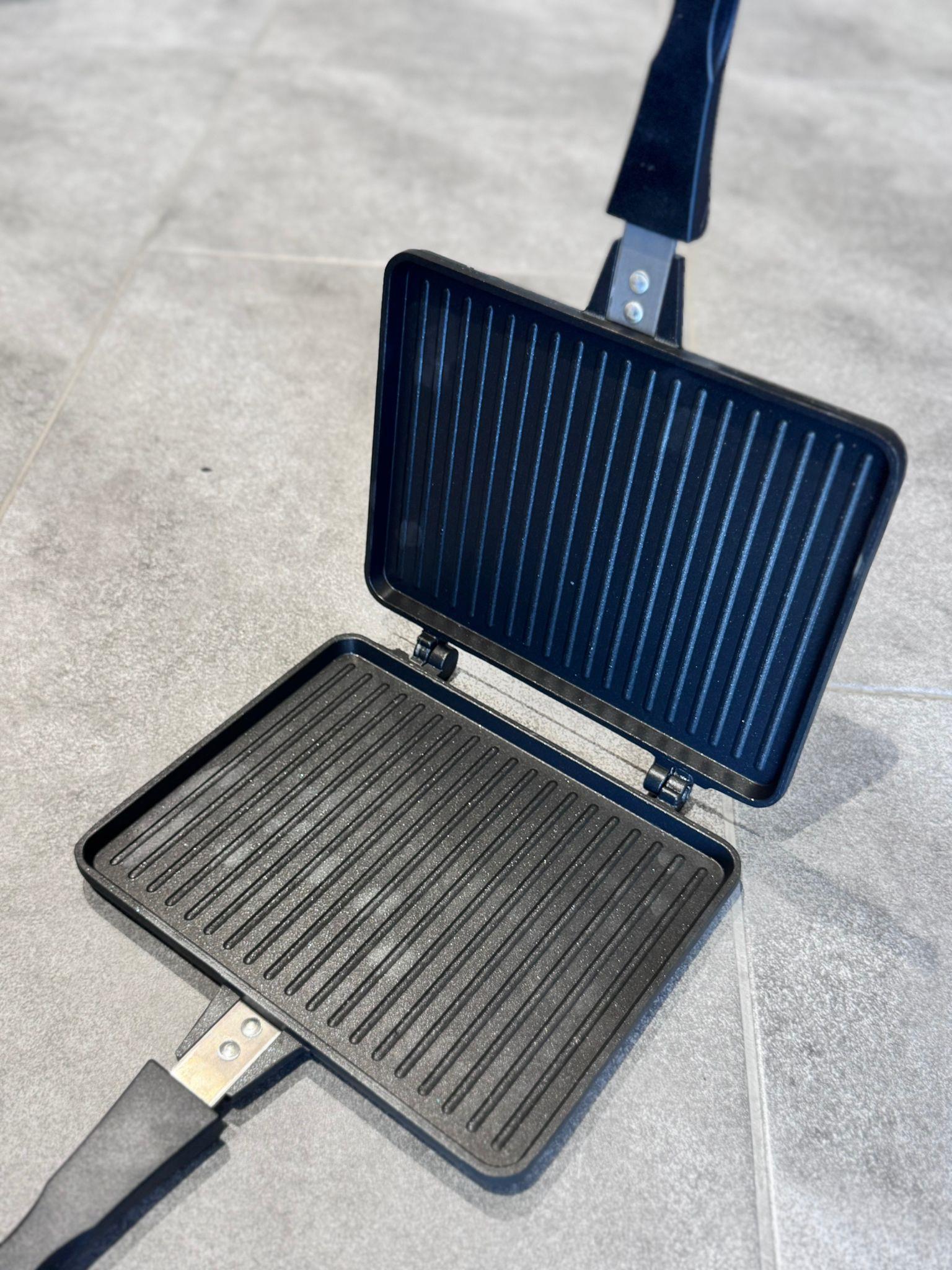 Granit Döküm Ocak Üstü Tost Tavası / Siyah 