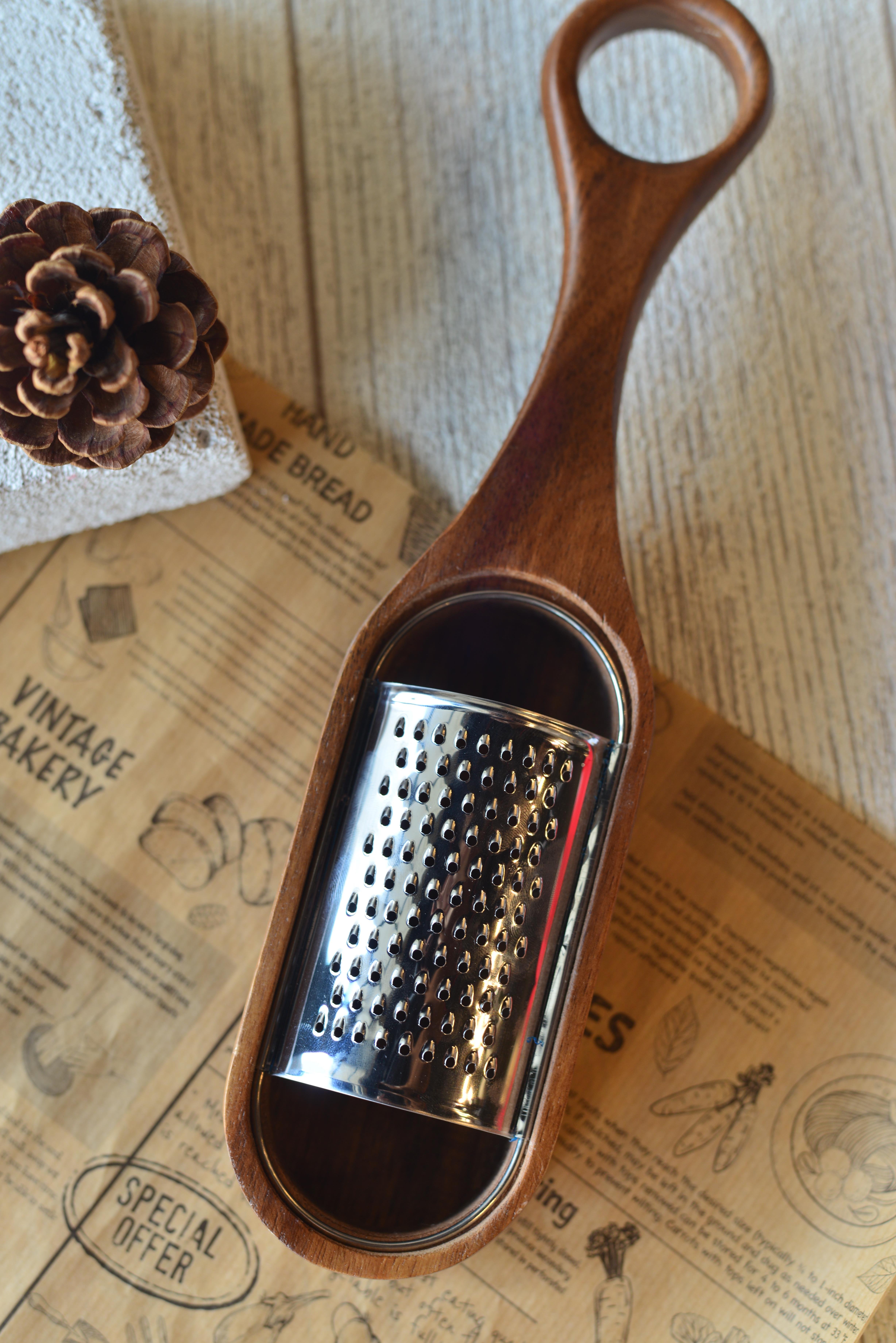 Hazneli Akasya Ring Rende