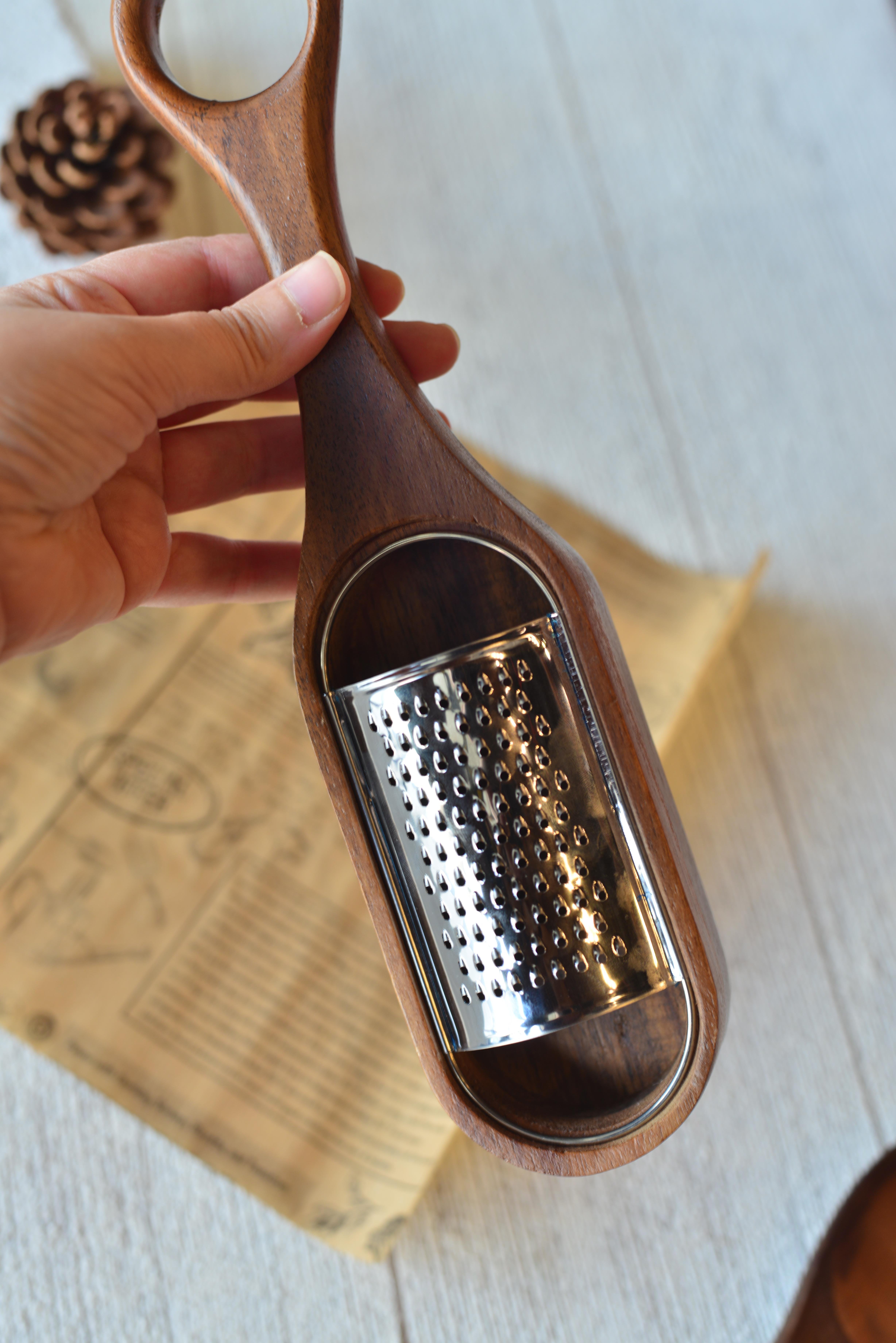 Hazneli Akasya Ring Rende