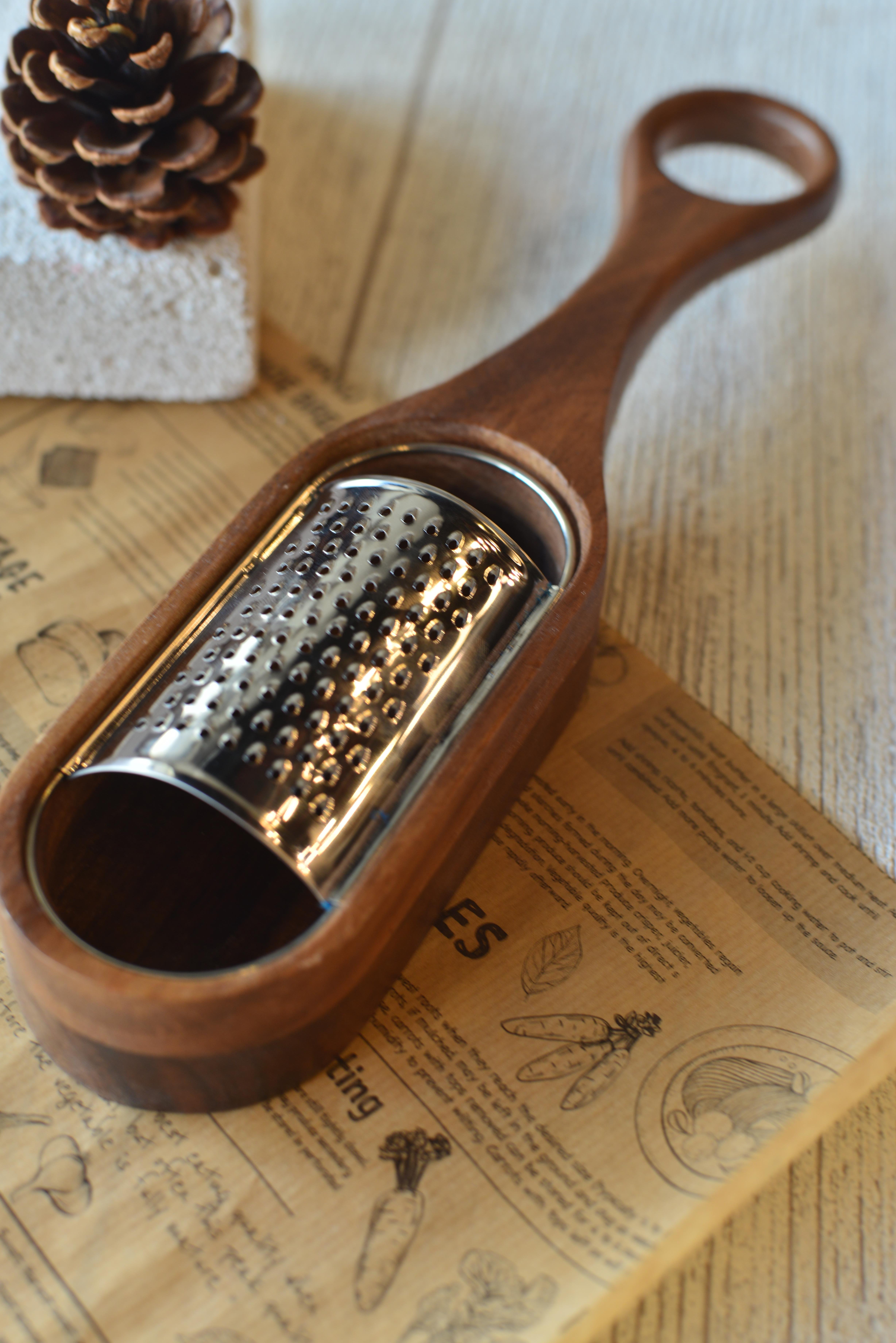 Hazneli Akasya Ring Rende