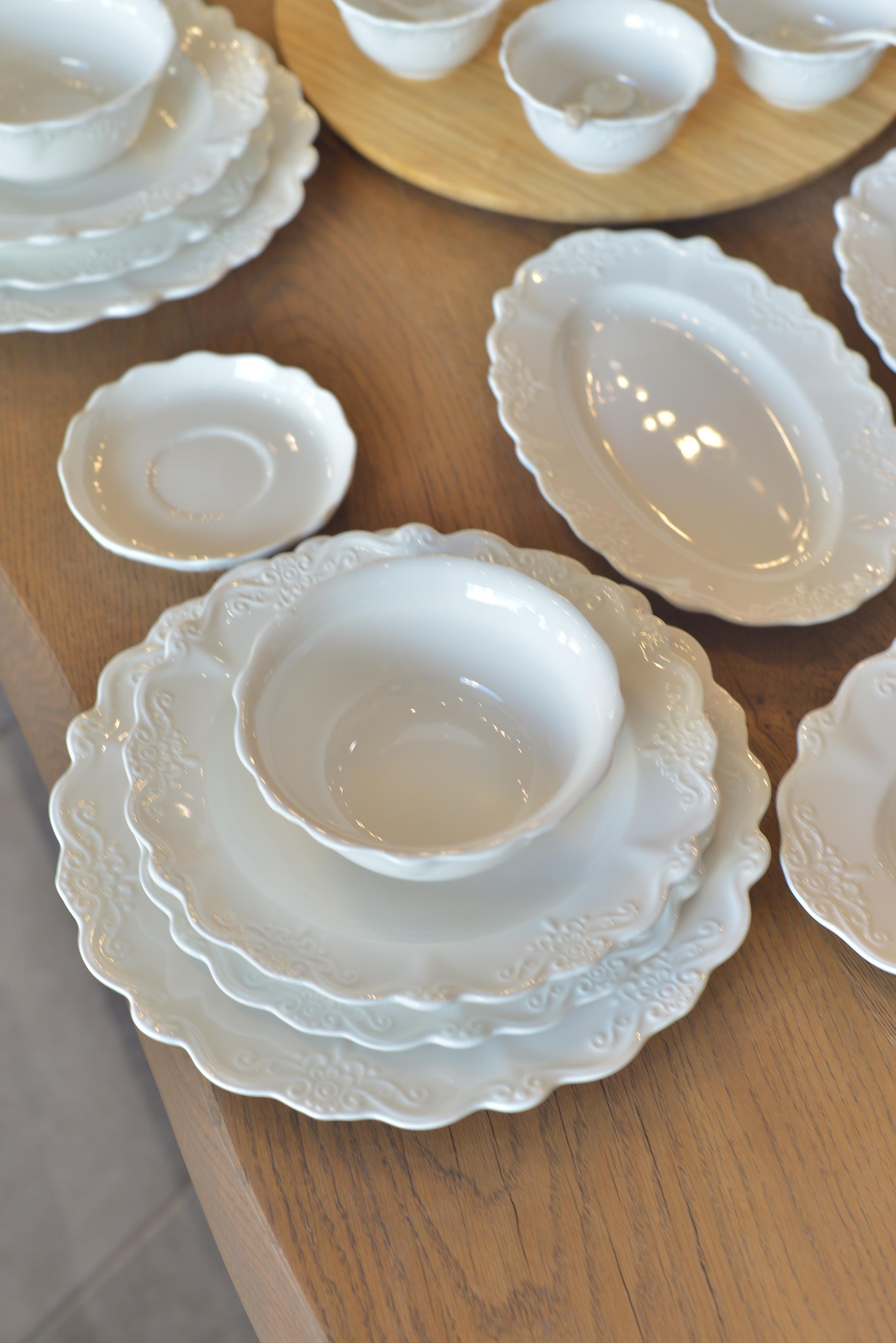 King 6 Kişilik 55 Parça Porselen Yemek Takımı