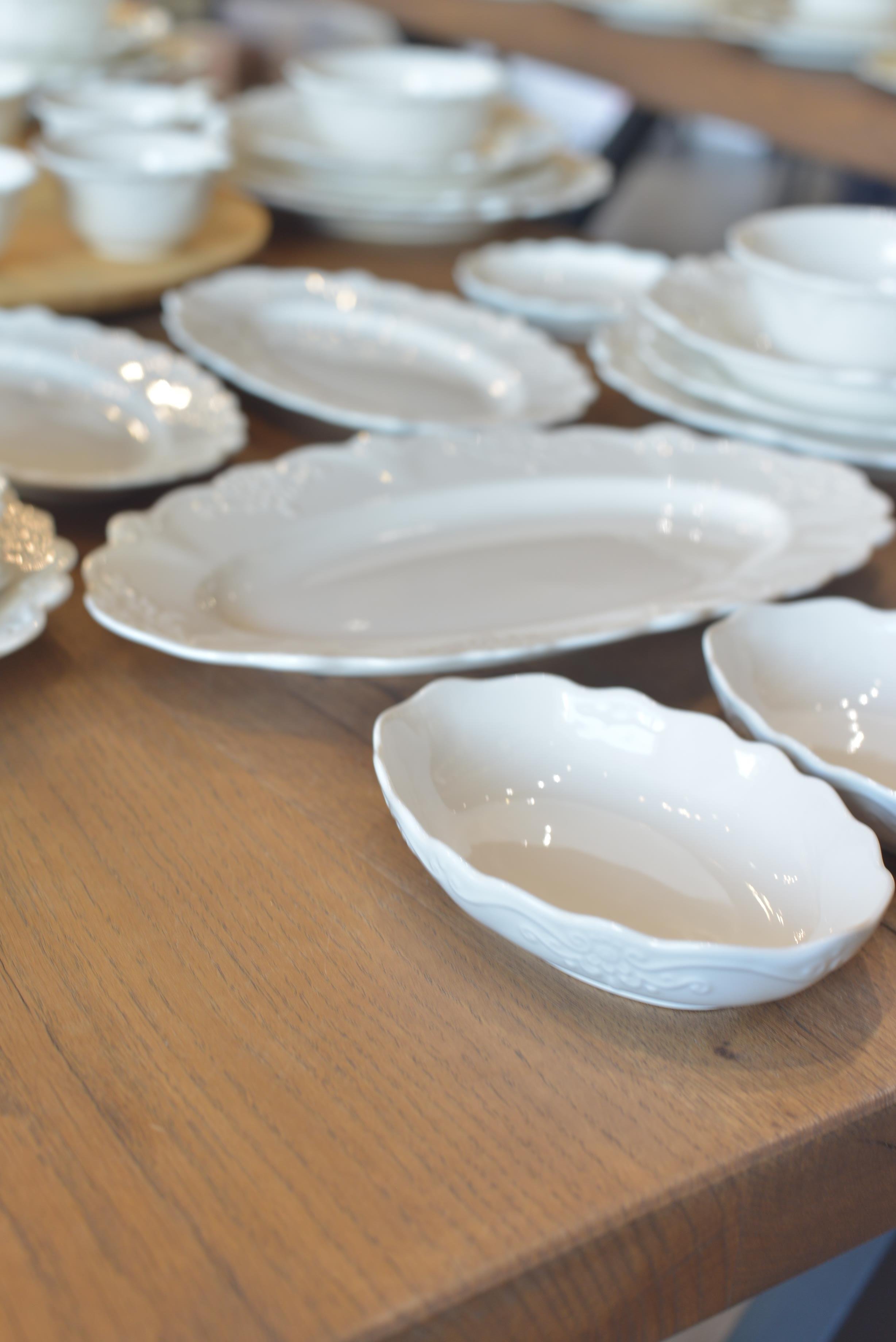 King 6 Kişilik 55 Parça Porselen Yemek Takımı