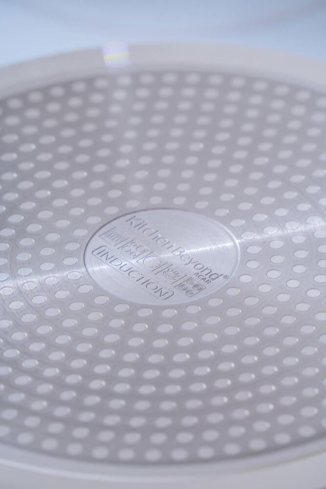 Masterkoch Saplı Tava - 30 cm