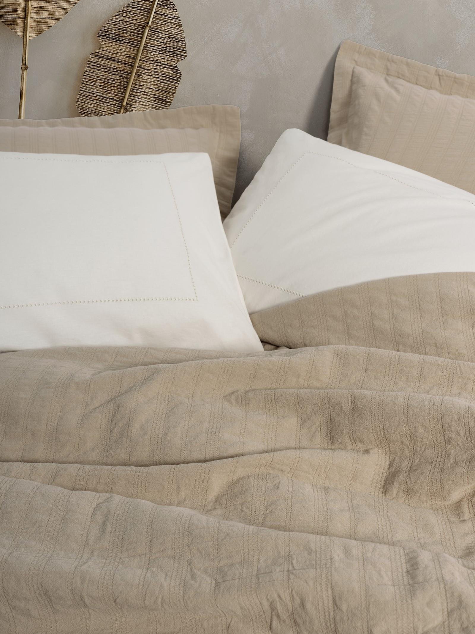 Natura Çift Kişilik Yatak Örtüsü/Pike Takımı Vilo Bej