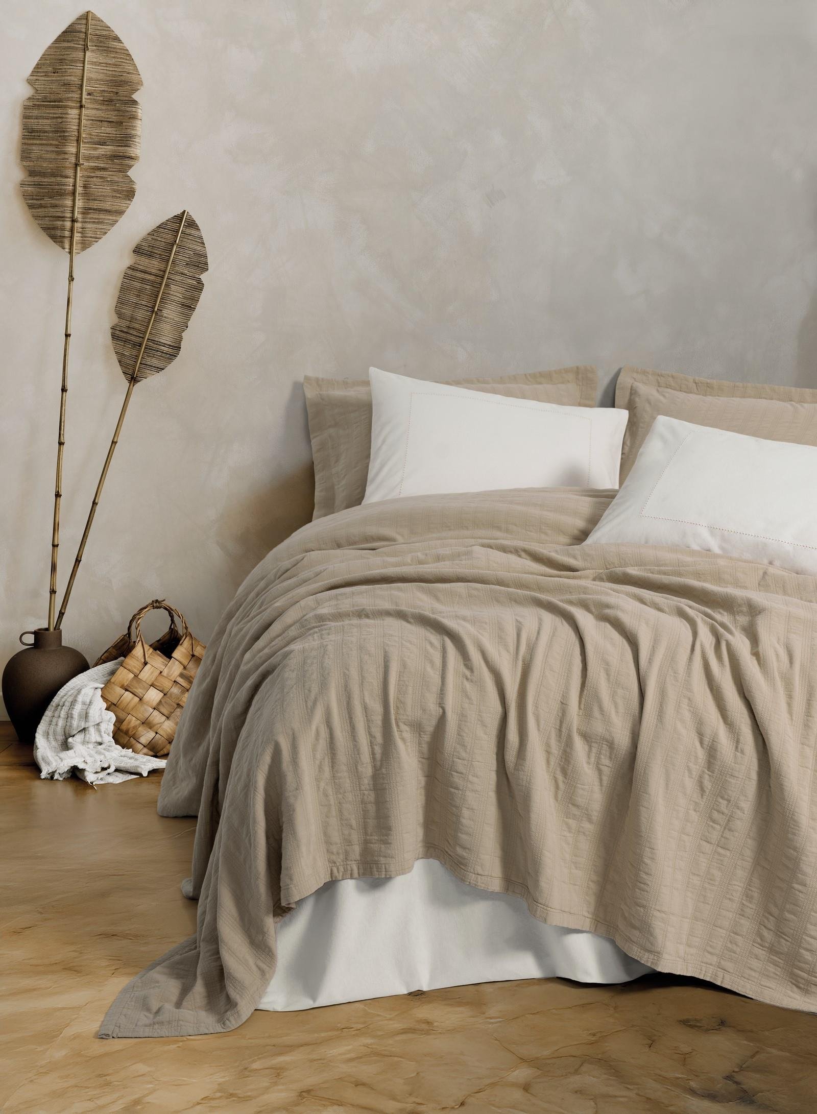 Natura Çift Kişilik Yatak Örtüsü/Pike Takımı Vilo Bej