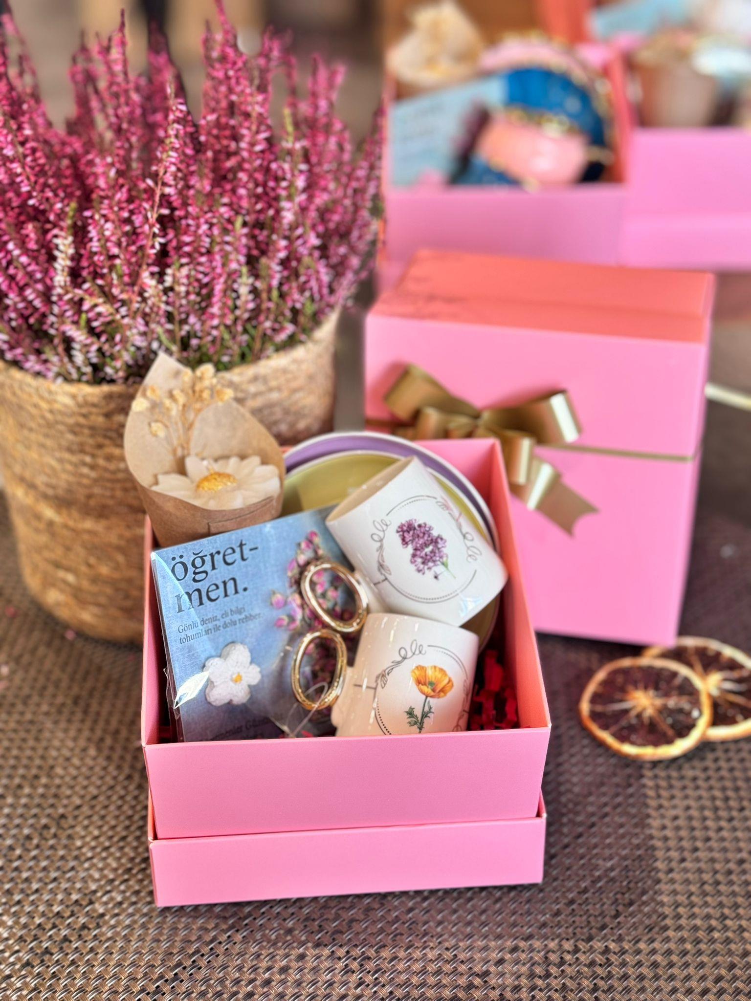 Öğretmenler Günü Özel 2 Kişilik Porselen Kahve Fincanı Takımı - 80 ml