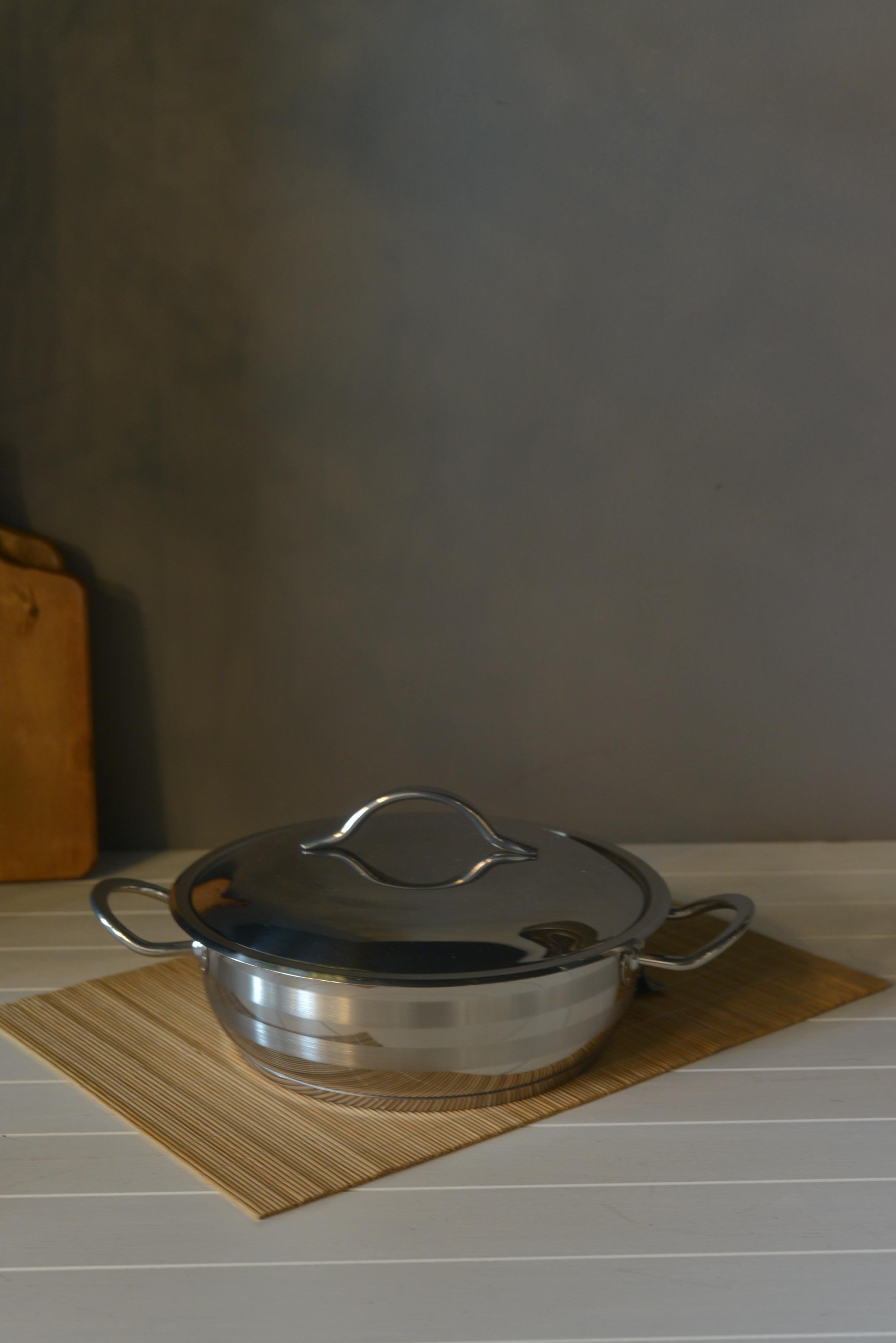 OMS Basık Çelik Tencere - 24 cm