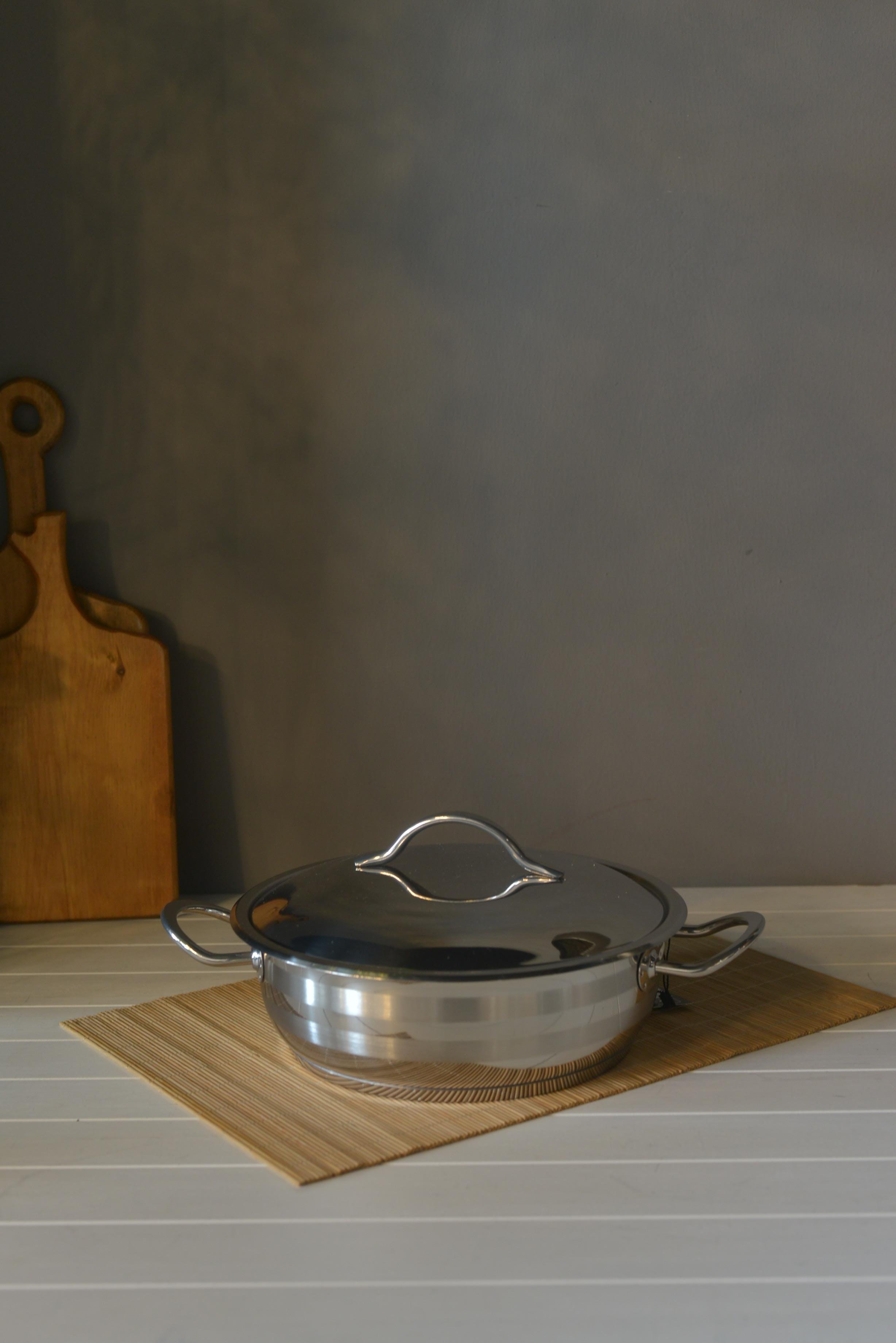 OMS Basık Çelik Tencere - 24 cm