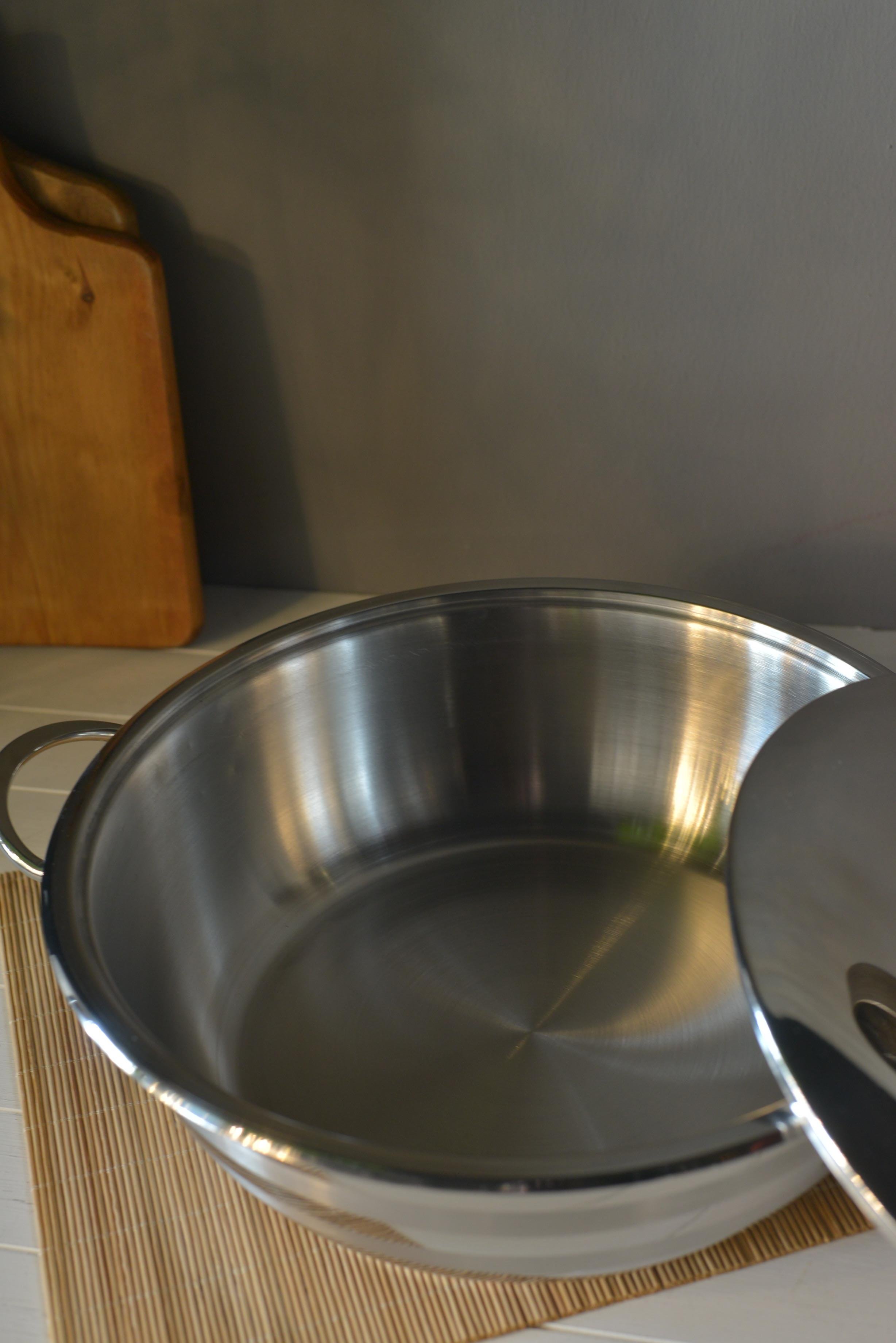 OMS Basık Çelik Tencere - 30 cm