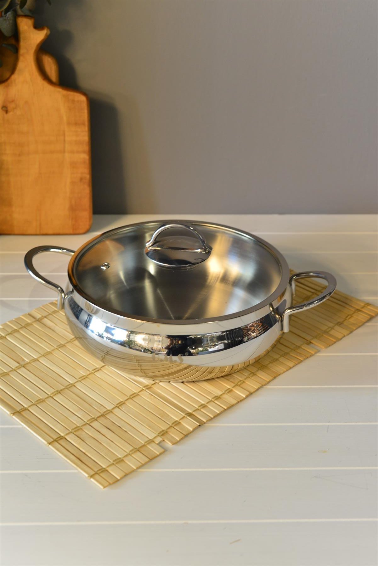 OMS Küre Basık Çelik Tencere - 24 cm