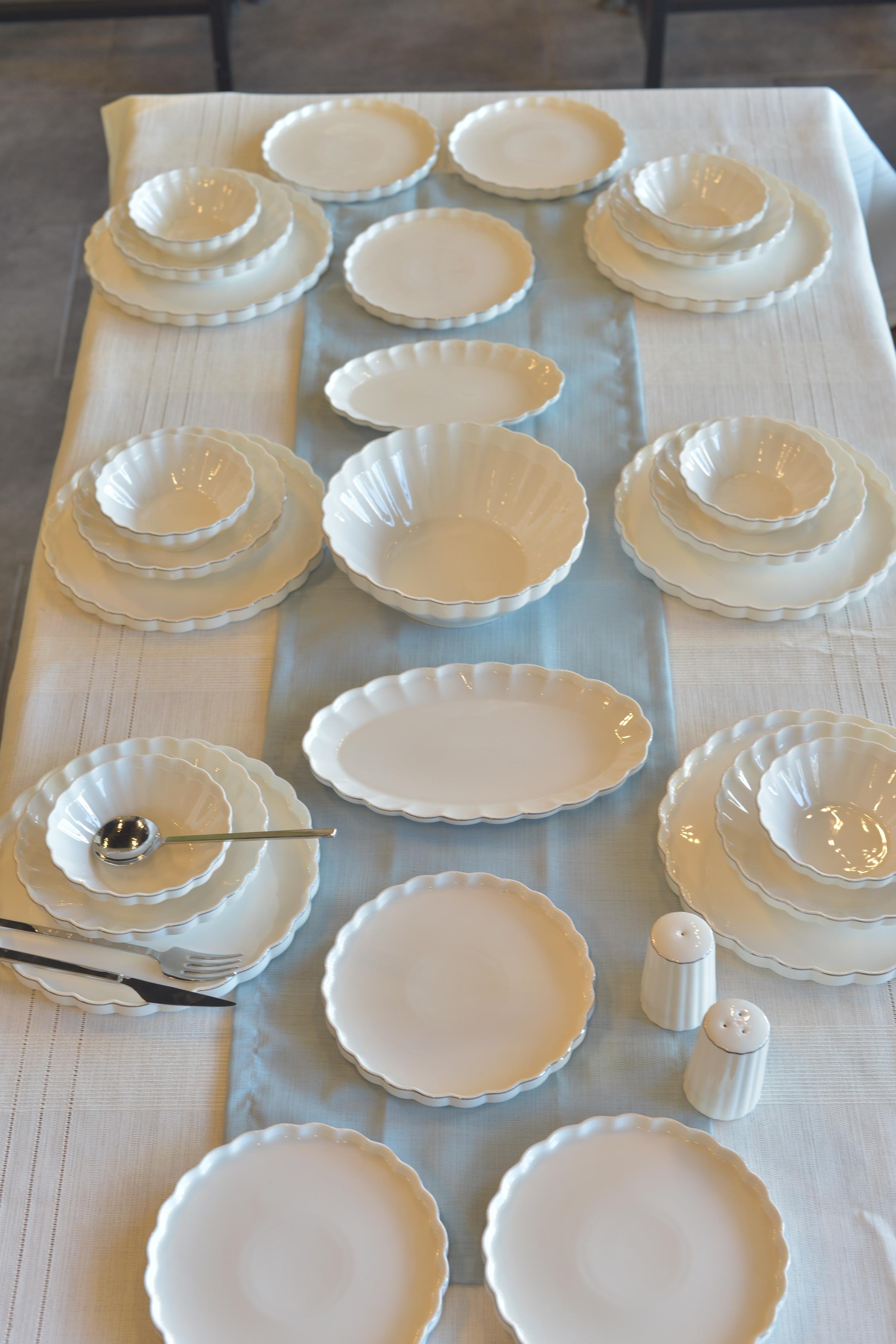 Oyster 6 Kişilik 29 Parça Platin Yaldızlı Beyaz Porselen Yemek Takımı